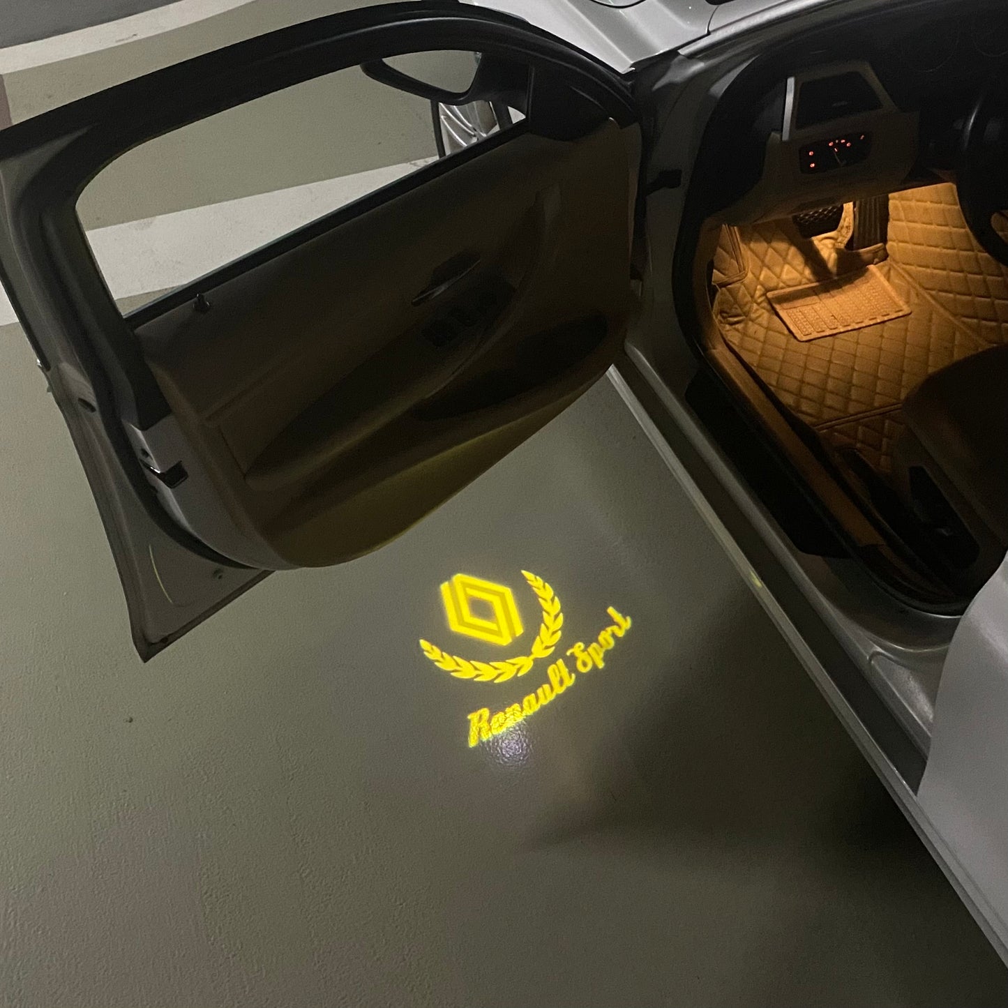 RENAULT Sport LOGO PROJECROTR LIGHTS Nr.0959 (quantity 1 = 2 Logo Film & 2 door lights)