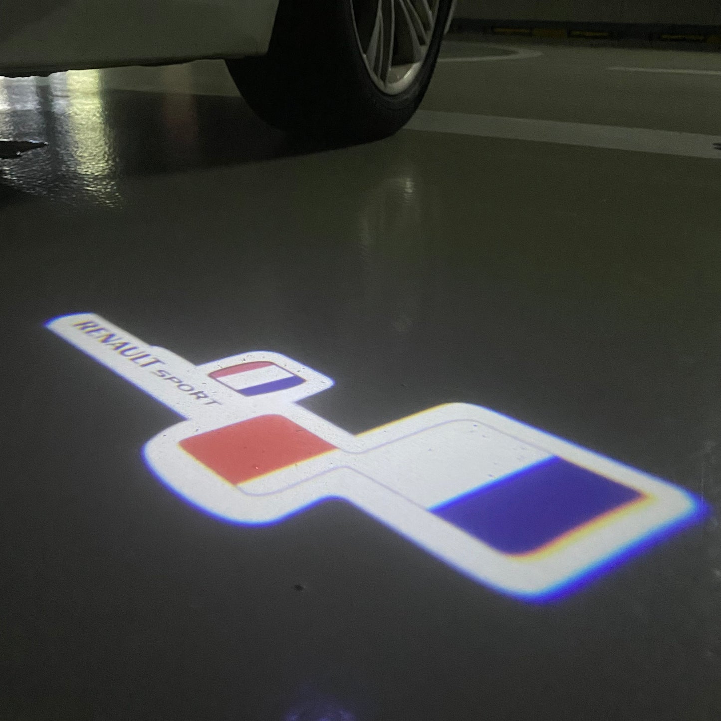 RENAULT Sport LOGO PROJECROTR LIGHTS Nr.0913 (quantity 1 = 2 Logo Film & 2 door lights)