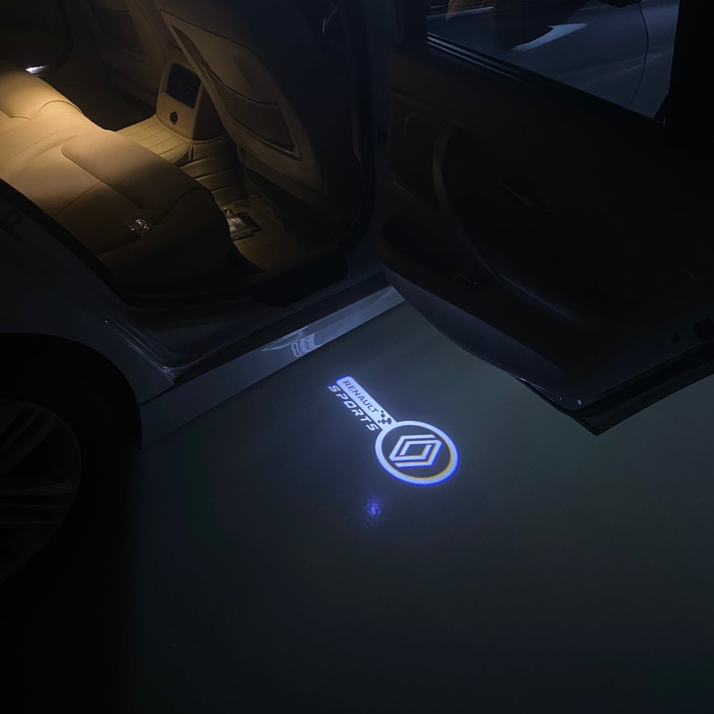 RENAULT Sport LOGO PROJECROTR LIGHTS Nr.0916 (quantity 1 = 2 Logo Film & 2 door lights)