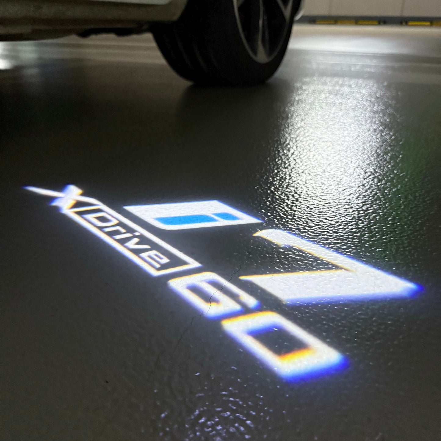 BMW 7 SERIES i7 LOGO PROJECTOT LIGHTS (quantity 1 = 1 sets/2 door lights) Nr.6024q183