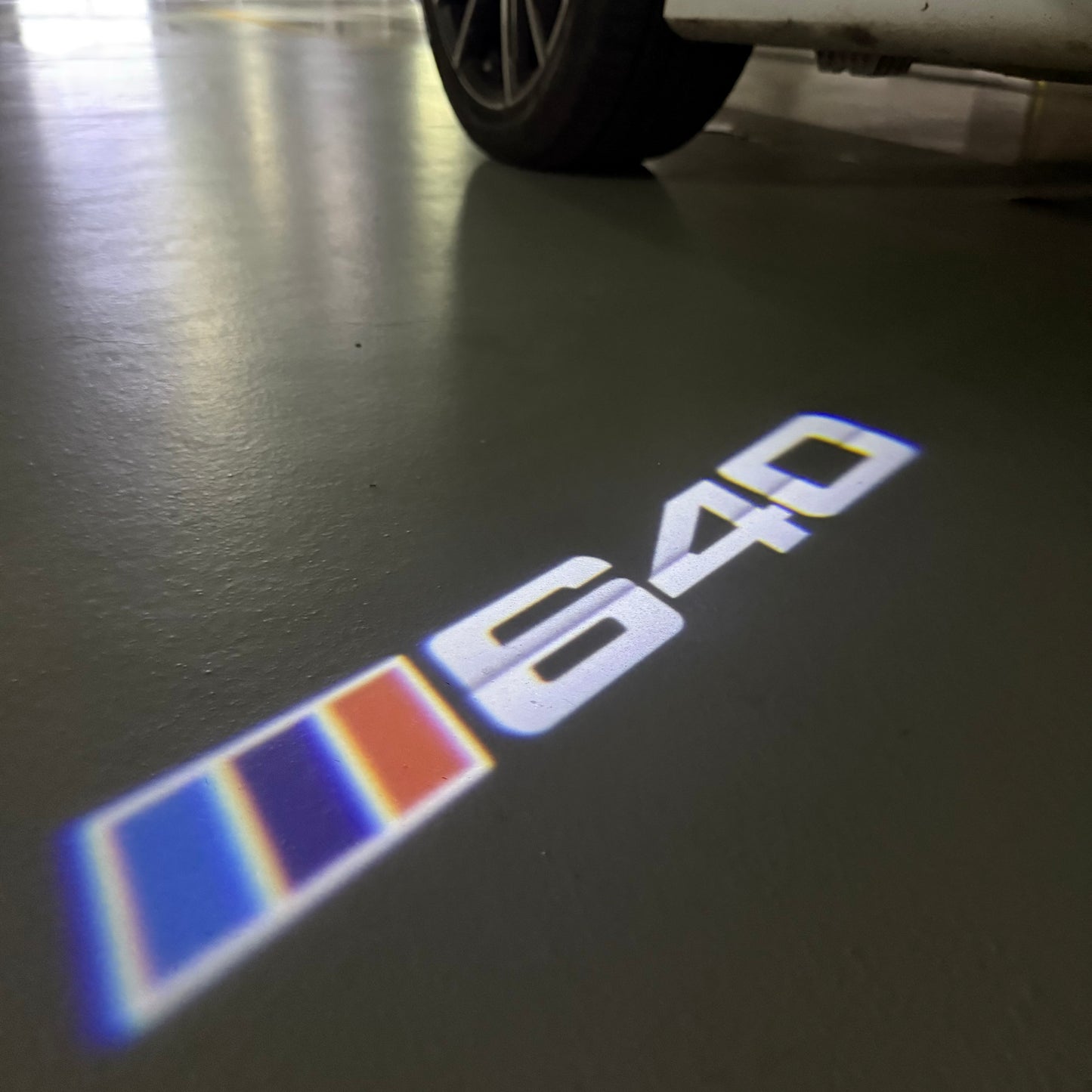 BMW 6 SERIES 640 LOGO PROJECTOT LIGHTS (quantity 1 = 1 sets/2 door lights) Nr.6024q116