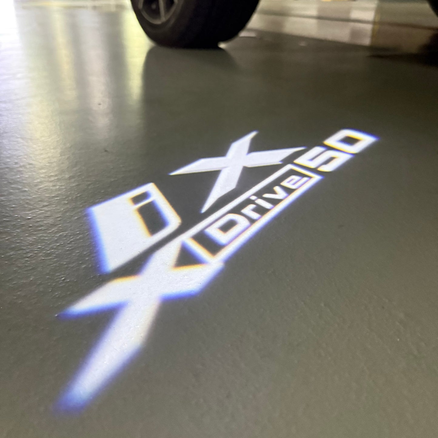 BMW iX X Drive LOGO PROJECTOT LIGHTS (quantity 1 = 1 sets/2 door lights) Nr.6024q136