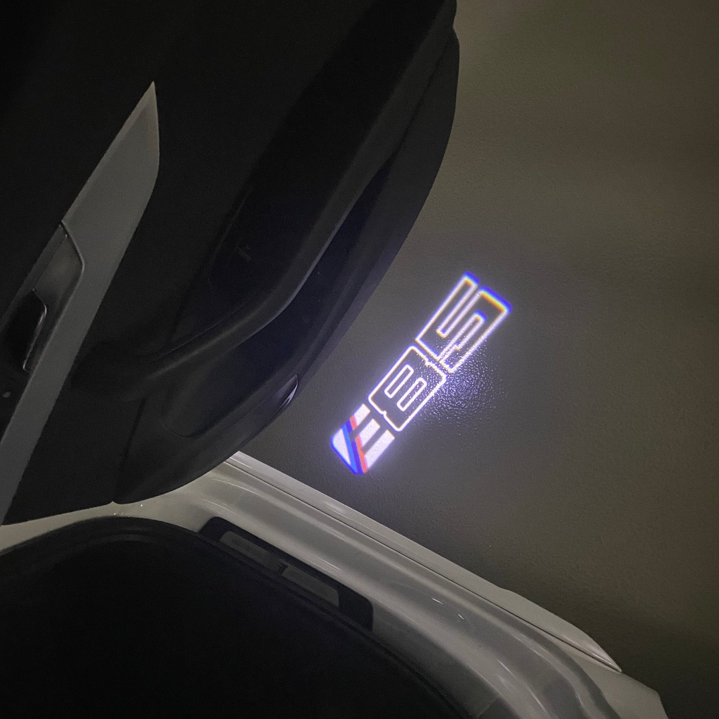 BMW Z4 E85 LOGO PROJECTOT LIGHTS (quantity 1 = 1 sets/2 door lights) Nr.6024t04
