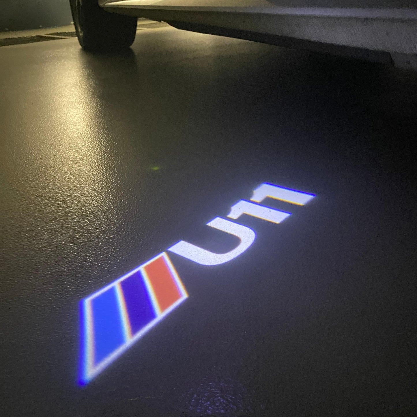 BMW iX1 U11 LOGO PROJECTOT LIGHTS (quantity 1 = 1 sets/2 door lights) Nr.6024q143
