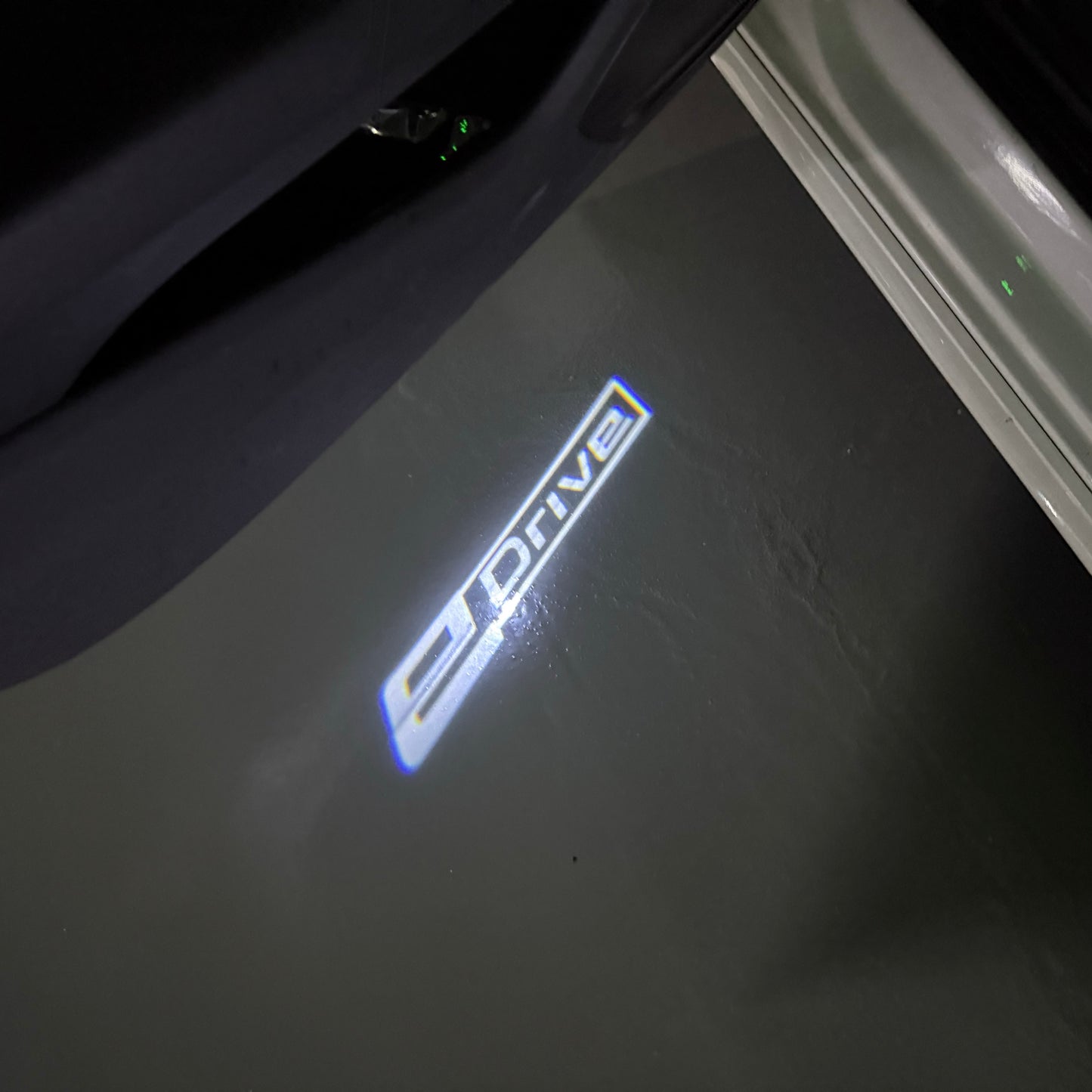 BMW e Drive LOGO PROJECTOT LIGHTS (quantity 1 = 1 sets/2 door lights) Nr.6024q178