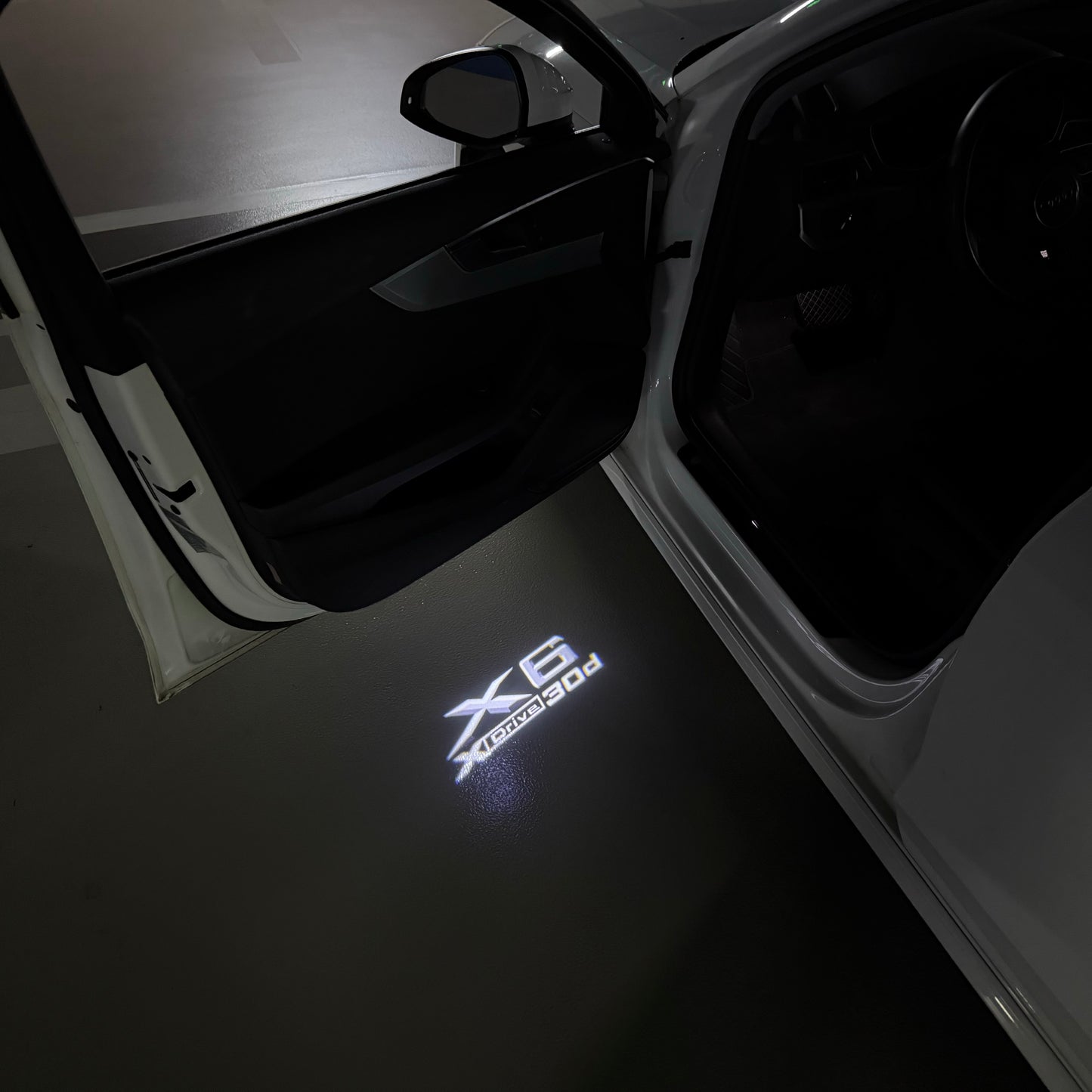 BMW X6 Xdrive LOGO PROJECTOT LIGHTS (quantity 1 = 1 sets/2 door lights) Nr.6024q0t5