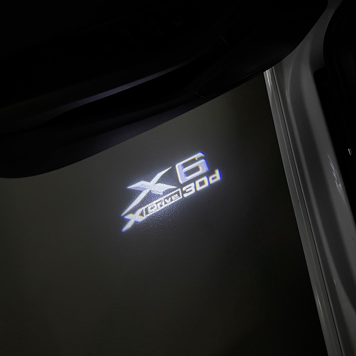 BMW X6 Xdrive LOGO PROJECTOT LIGHTS (quantity 1 = 1 sets/2 door lights) Nr.6024q0t5