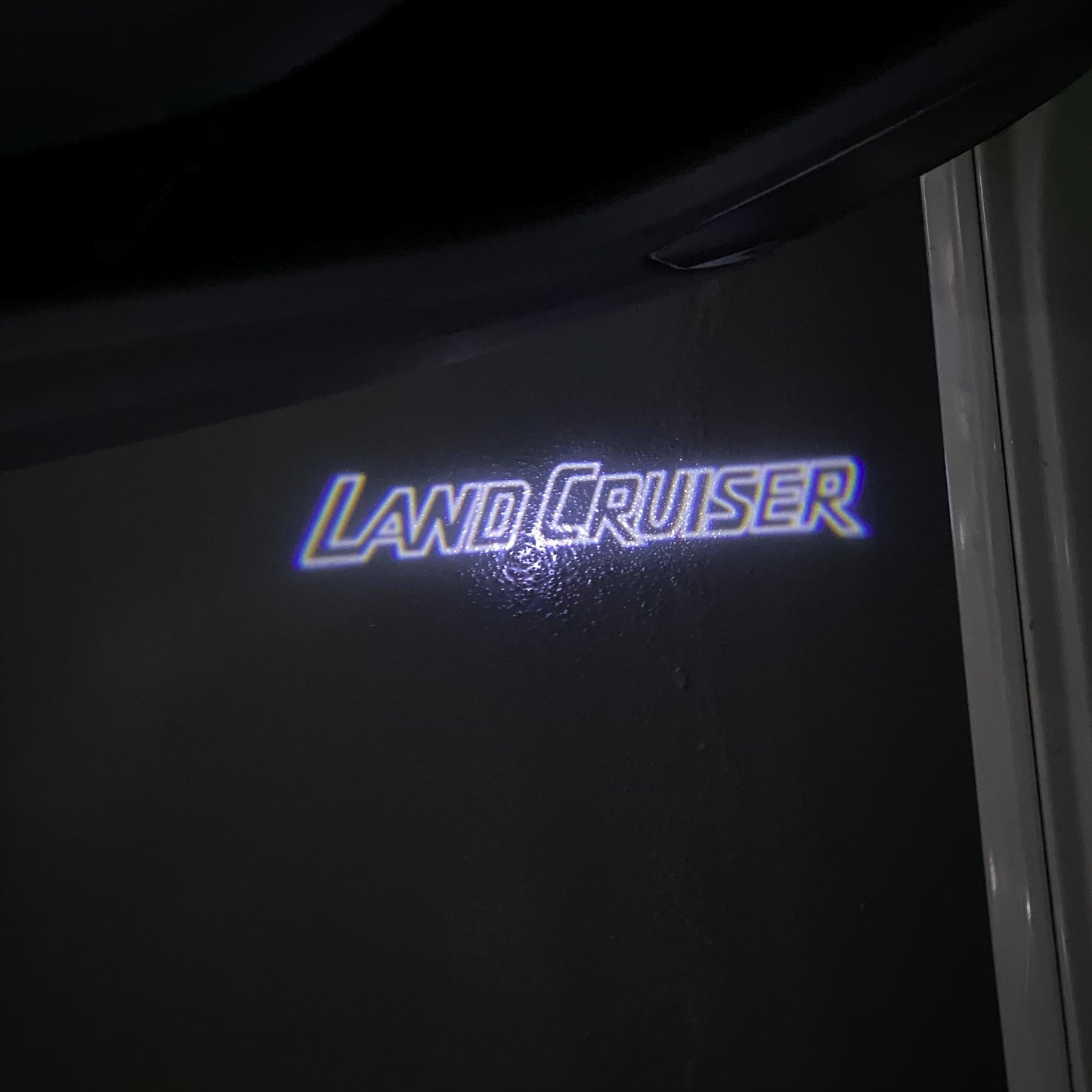 TOYOTA LAND CRUISER LOGO PROJECROTR LIGHTS (quantity 1 = 1 sets/2 door lights) Nr.0G01