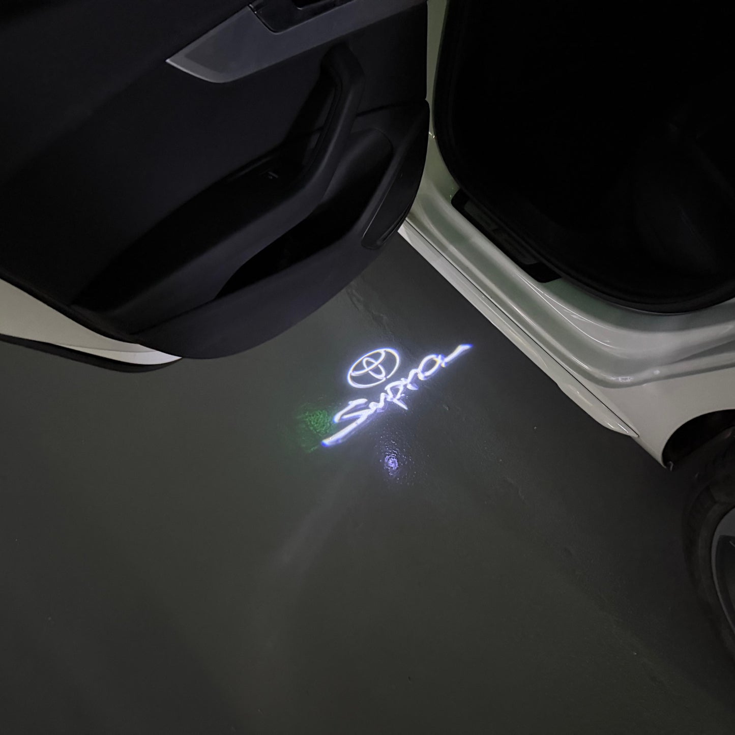 TOYOTA SUPRA LOGO PROJECROTR LIGHTS (quantity 1 = 1 sets/2 door lights) Nr.0G37
