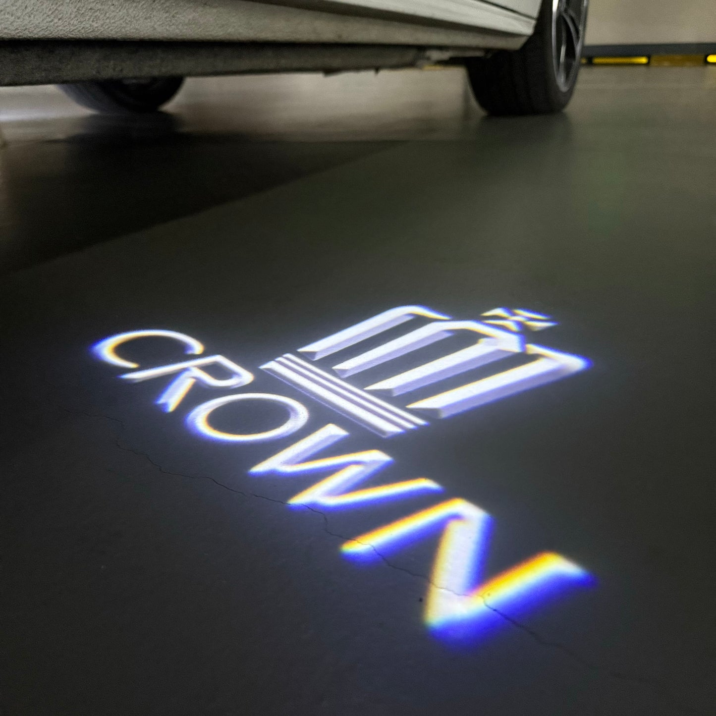 TOYOTA CROWN LOGO PROJECROTR LIGHTS (quantity 1 = 1 sets/2 door lights) Nr.0GP27