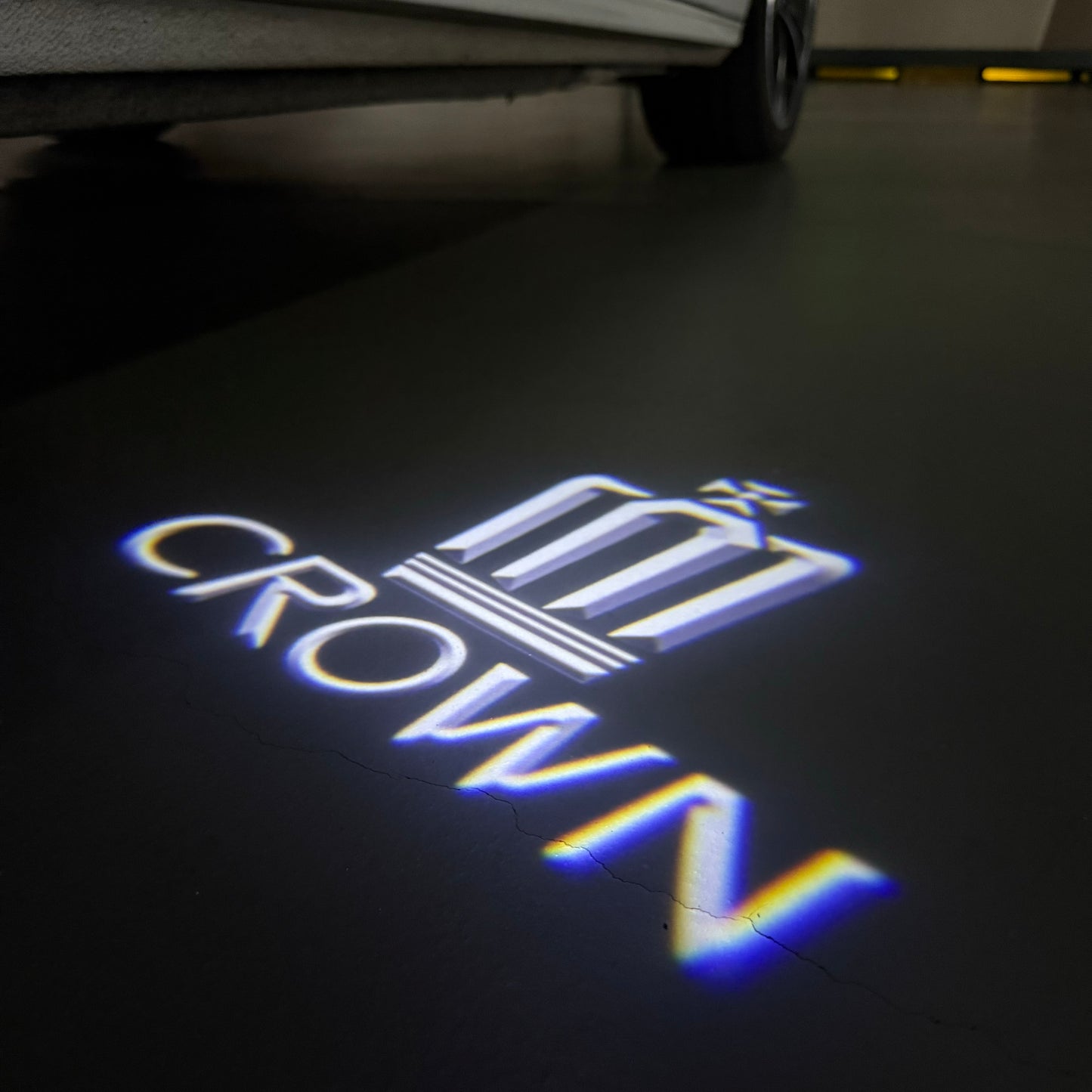 TOYOTA CROWN LOGO PROJECROTR LIGHTS (quantity 1 = 1 sets/2 door lights) Nr.0GP27