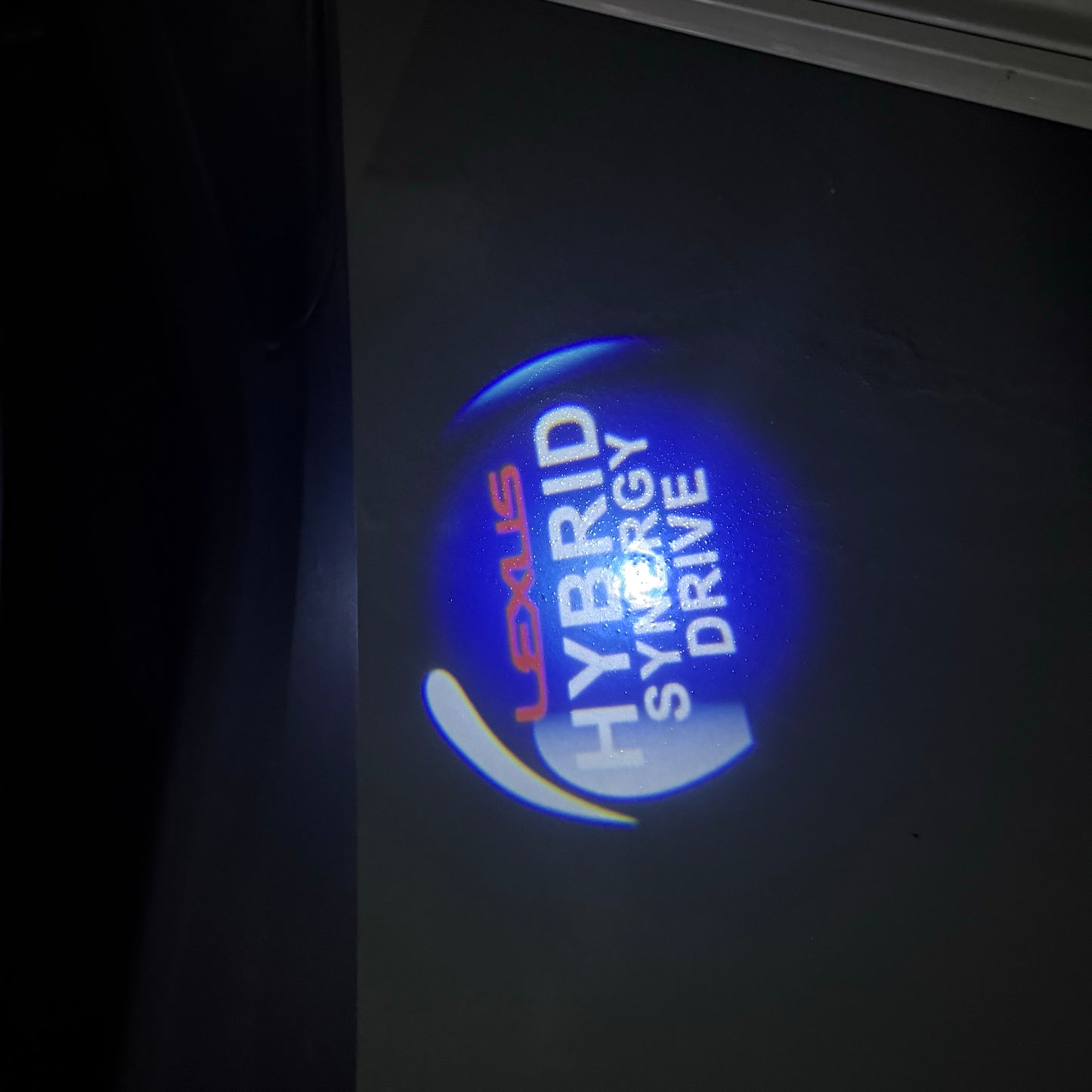 LEXUS HYBRID LOGO PROJECROTR LIGHTS (quantity 1 = 1 sets/2 door lights)Nr.01a62
