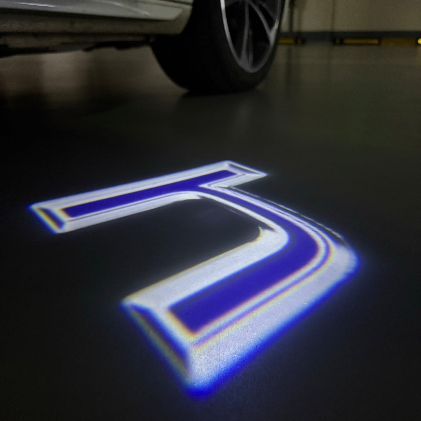 LEXUS HYBRID LOGO PROJECROTR LIGHTS (quantity 1 = 1 sets/2 door lights)Nr.01a63