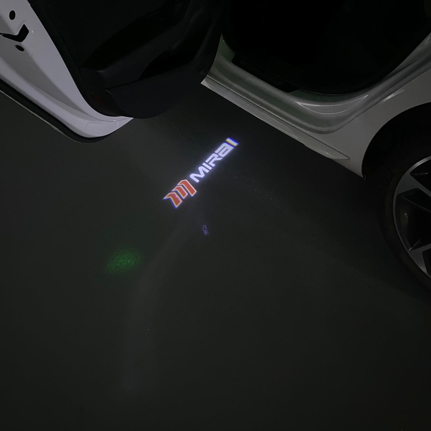 TOYOTA MIRAI LOGO PROJECROTR LIGHTS (quantity 1 = 1 sets/2 door lights) Nr.0G12