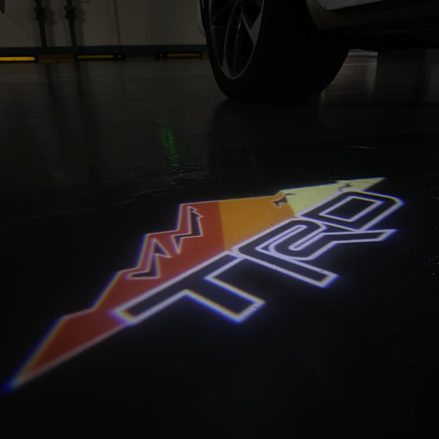 TRD LOGO PROJECROTR LIGHTS (quantity 1 = 1 sets/2 door lights) Nr.0G47