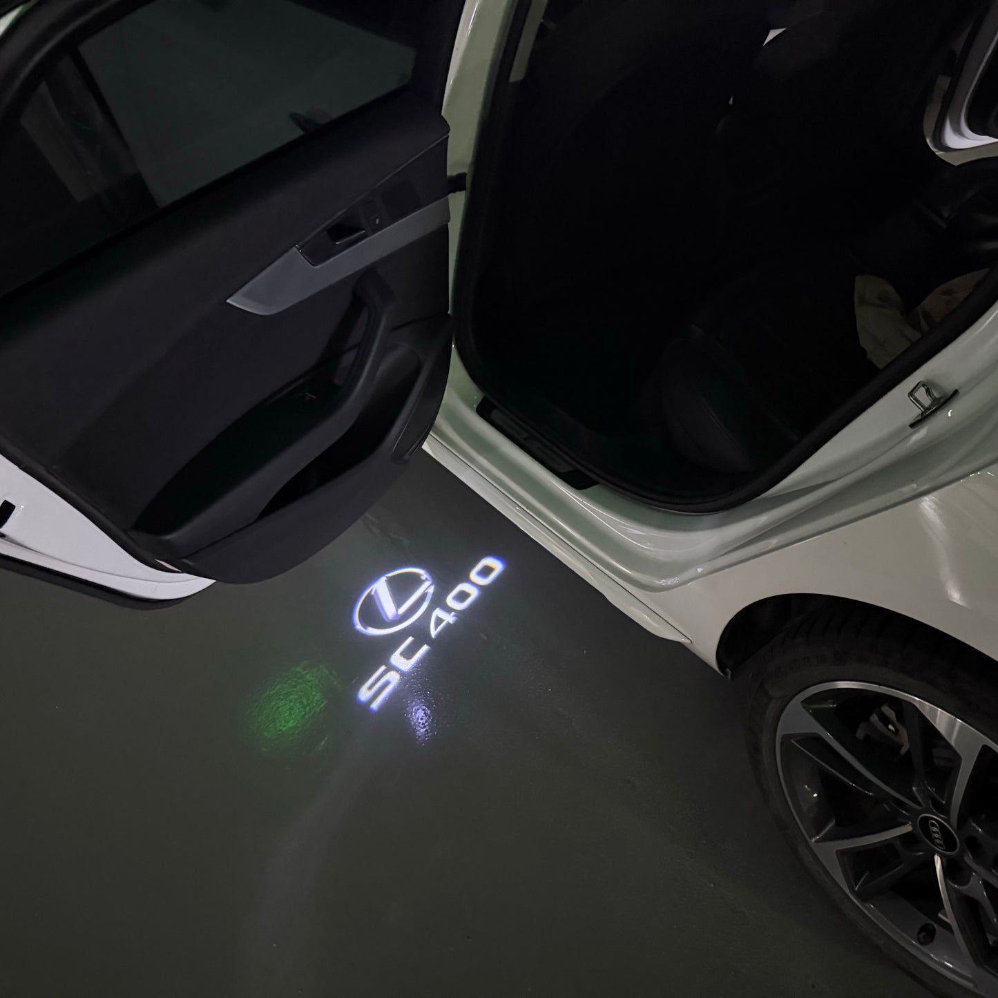 LEXUS SC 400 LOGO PROJECROTR LIGHTS (quantity 1 = 1 sets/2 door lights)Nr.01a6