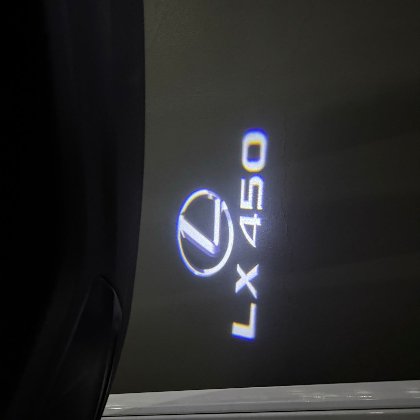 LEXUS LX 450 LOGO PROJECROTR LIGHTS (quantity 1 = 1 sets/2 door lights)Nr.01a34