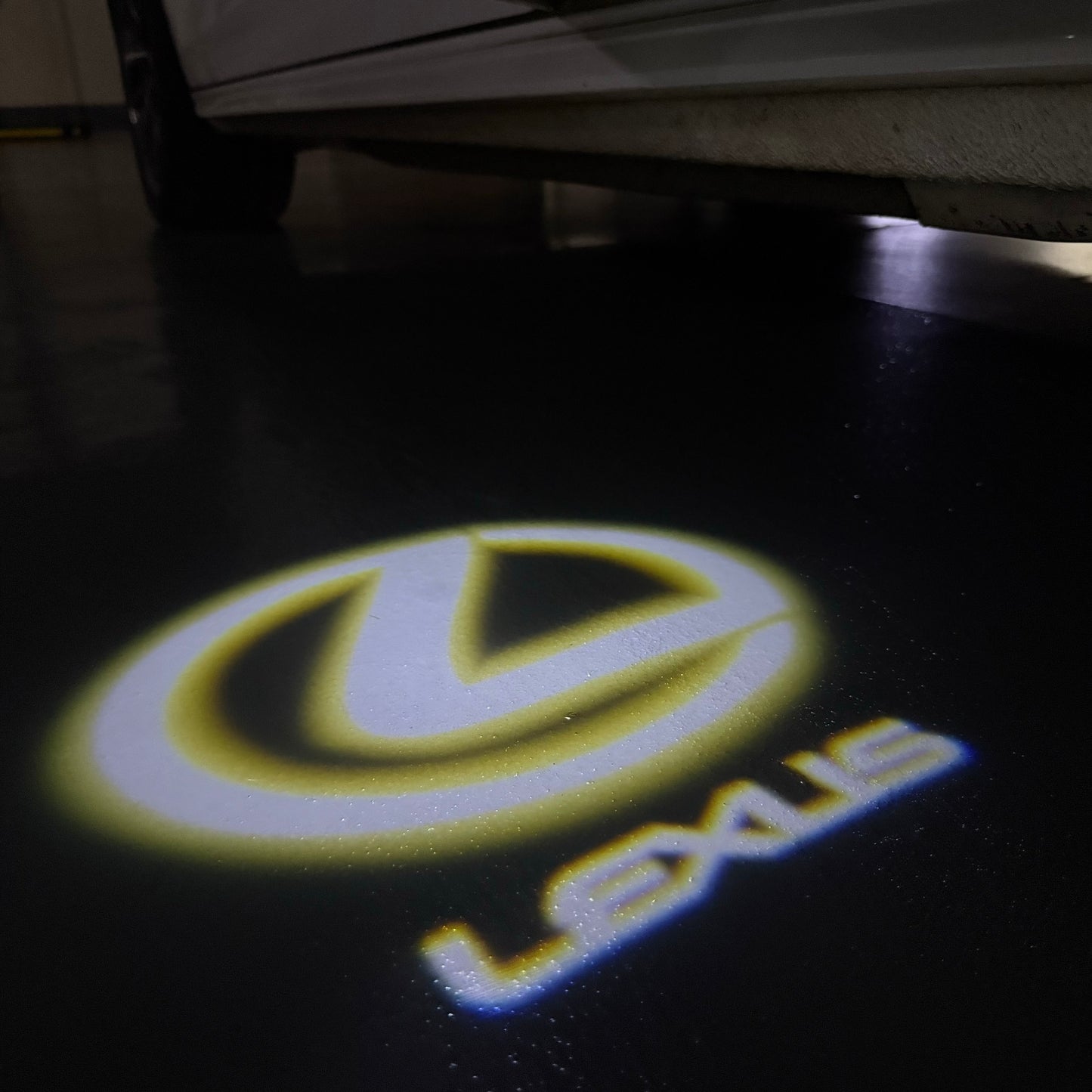 LEXUS Original LOGO PROJECROTR LIGHTS (quantity 1 = 1 sets/2 door lights)Nr.01a45