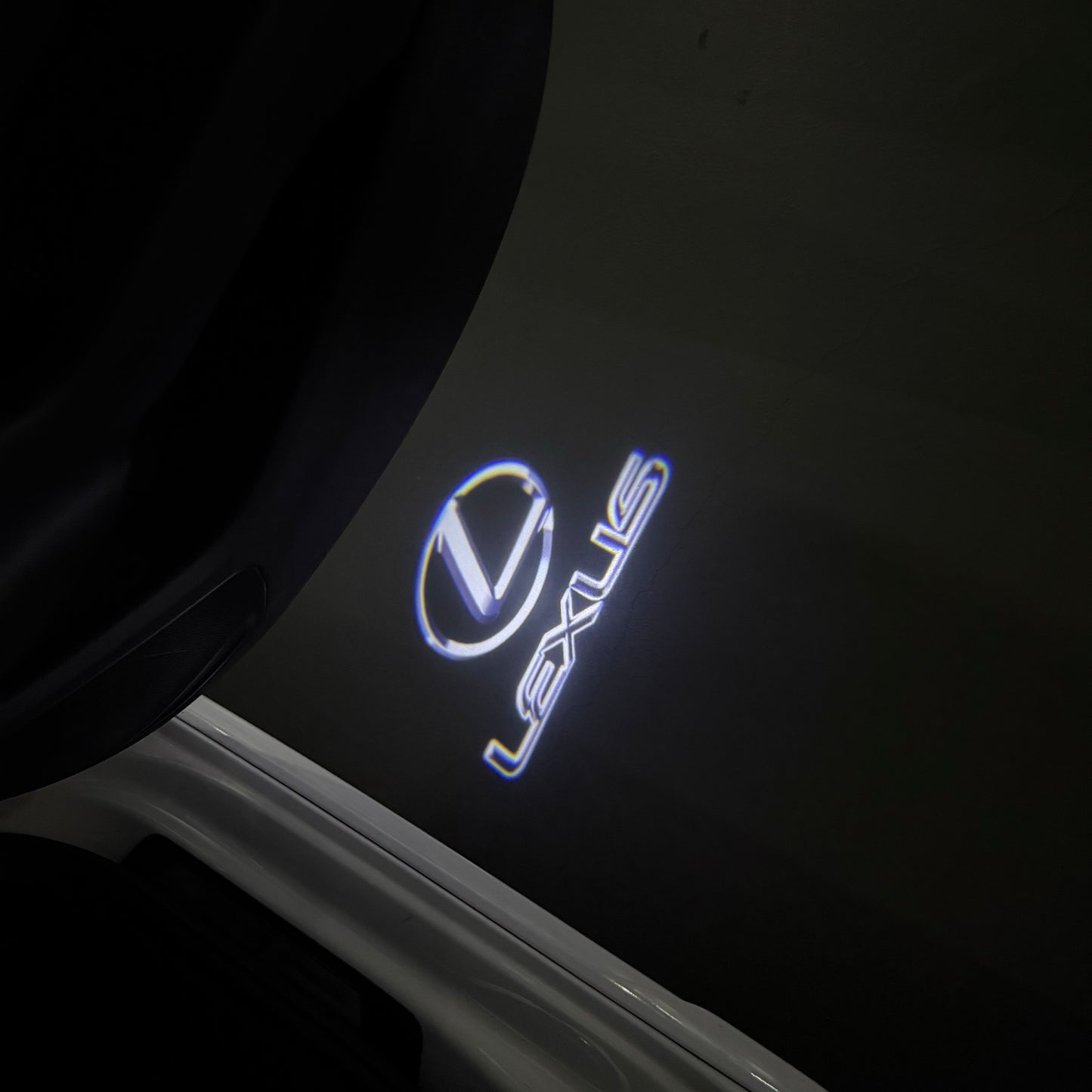 LEXUS Original LOGO PROJECROTR LIGHTS (quantity 1 = 1 sets/2 door lights)Nr.01a44