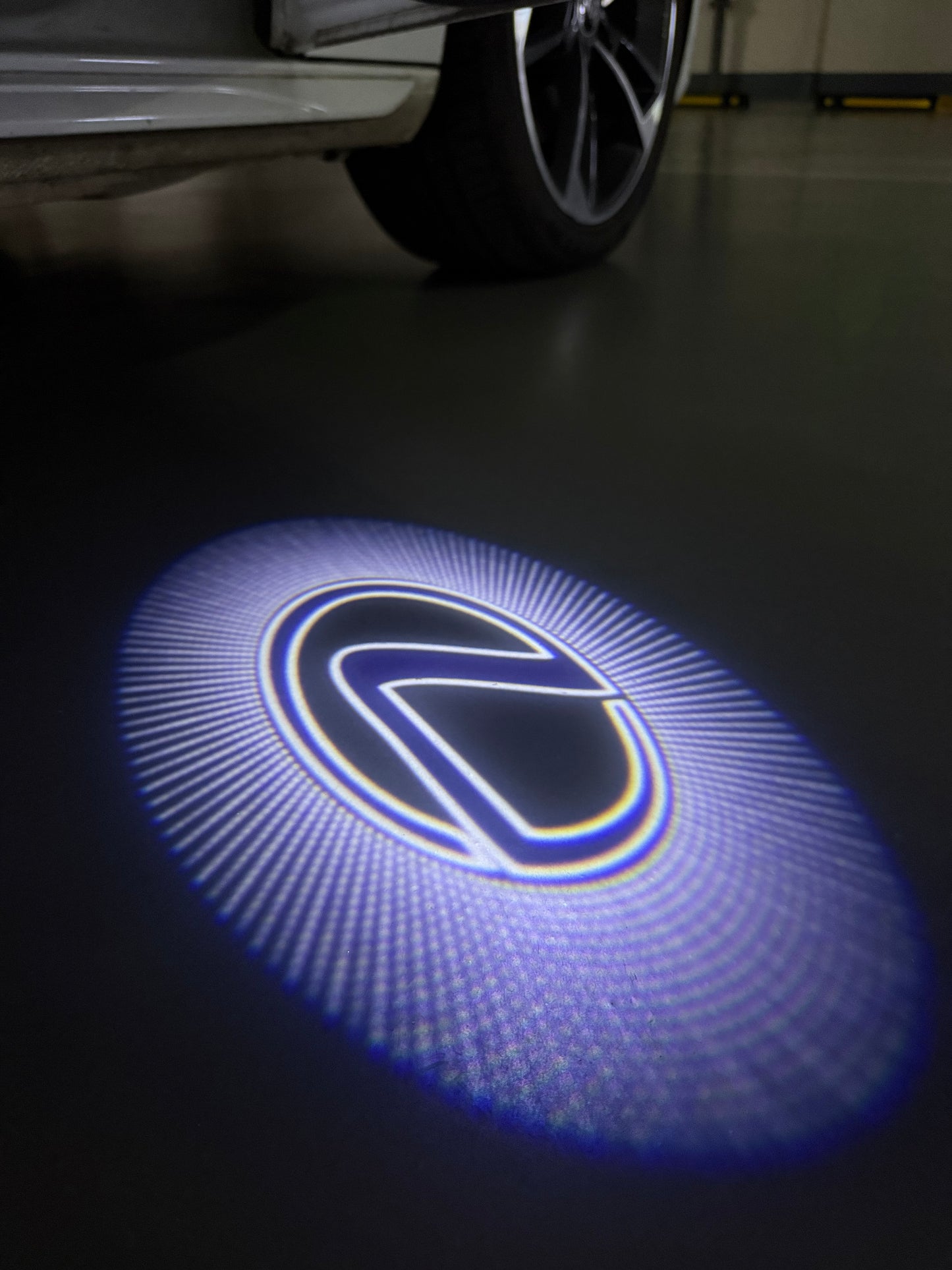 LEXUS Original LOGO PROJECROTR LIGHTS (quantity 1 = 1 sets/2 door lights)Nr.01a42