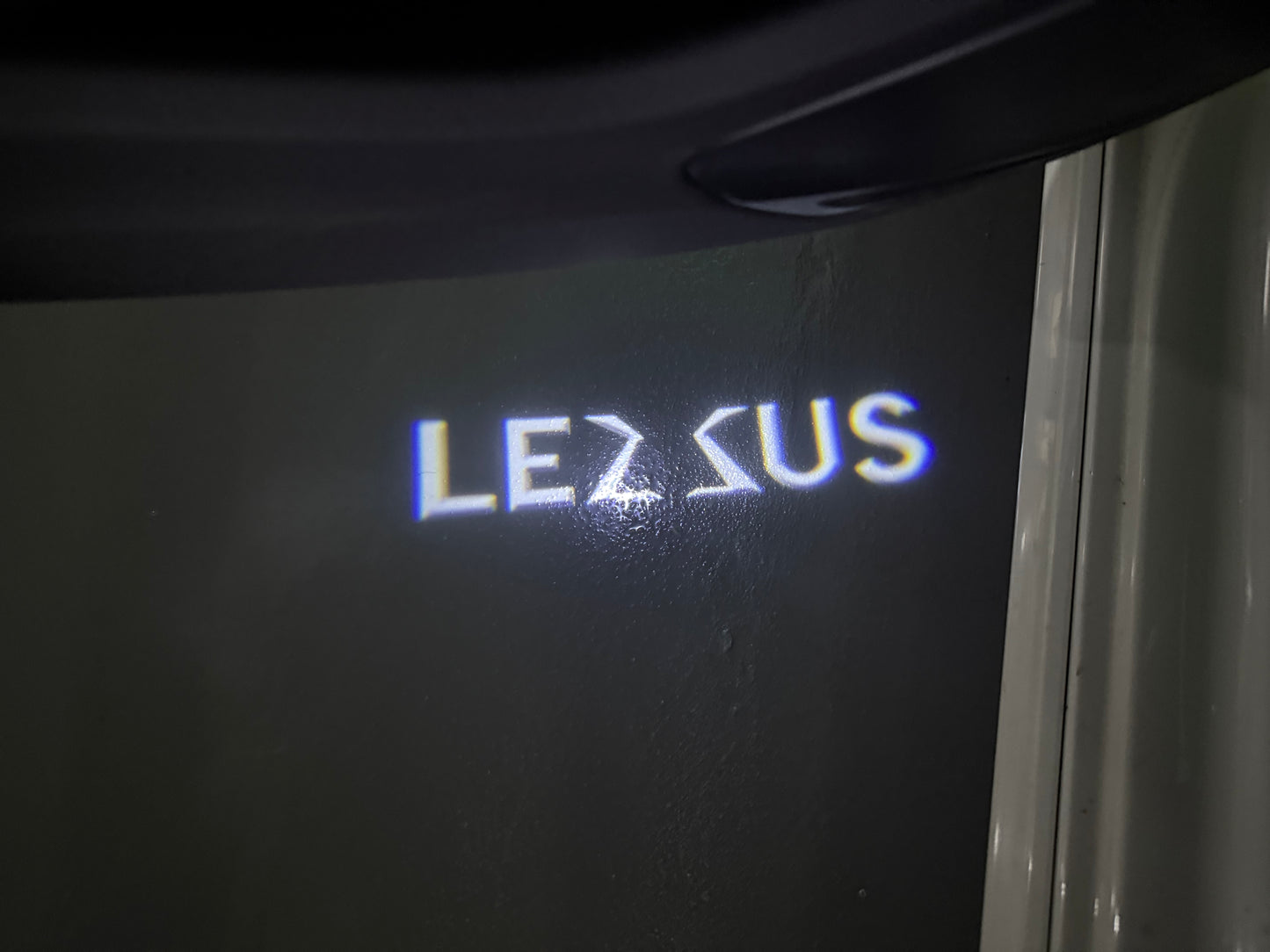LEXUS Original LOGO PROJECROTR LIGHTS (quantity 1 = 1 sets/2 door lights)Nr.01a46