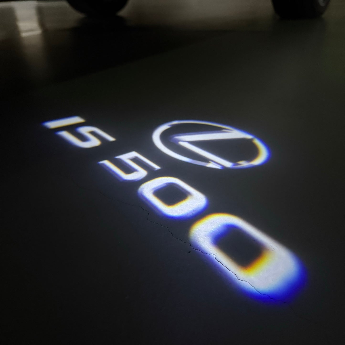 LEXUS IS 500 LOGO PROJECROTR LIGHTS (quantity 1 = 1 sets/2 door lights)Nr.01a56