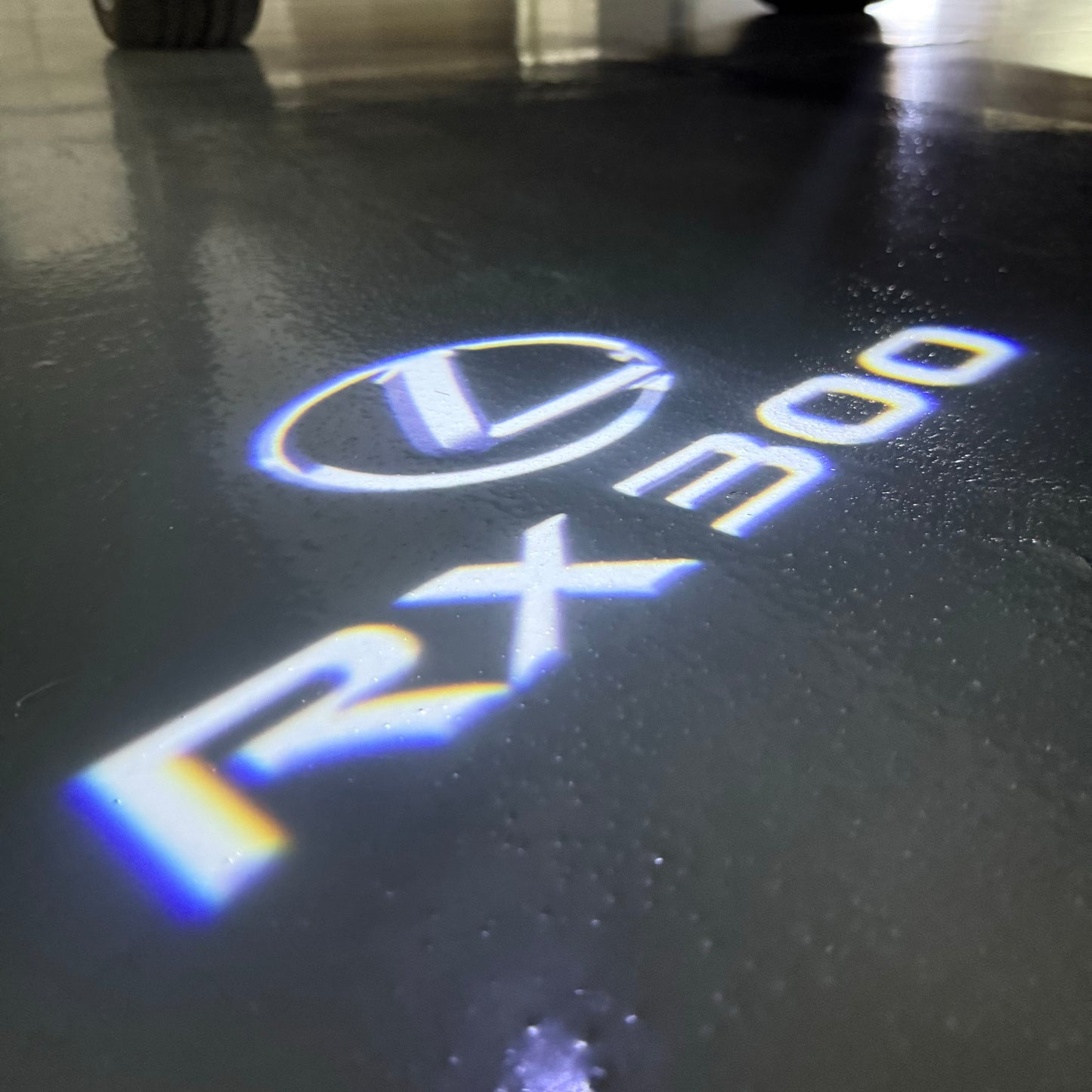 LEXUS RX 300 LOGO PROJECROTR LIGHTS (quantity 1 = 1 sets/2 door lights)Nr.01a15