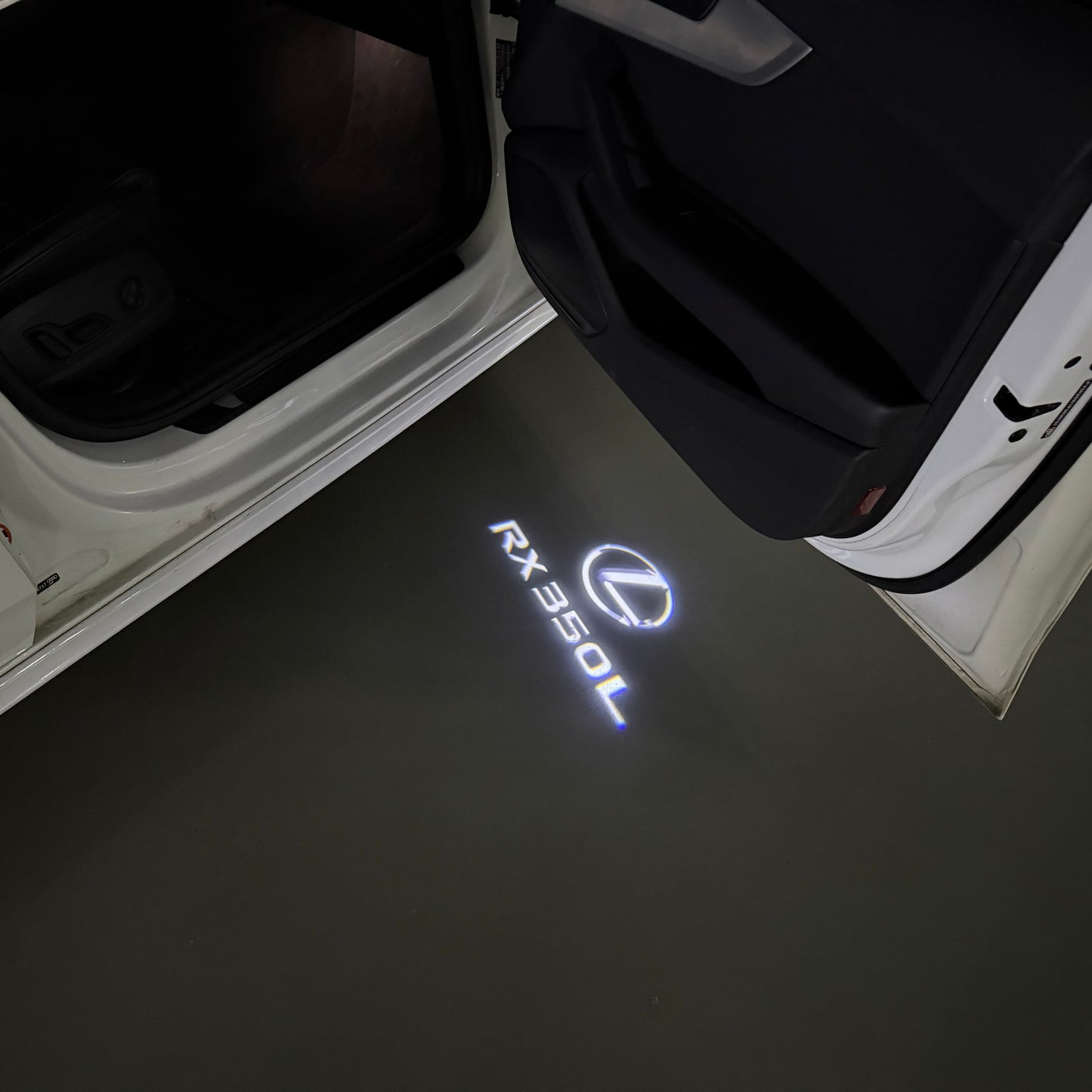 LEXUS RX 350L LOGO PROJECROTR LIGHTS (quantity 1 = 1 sets/2 door lights)Nr.01a10