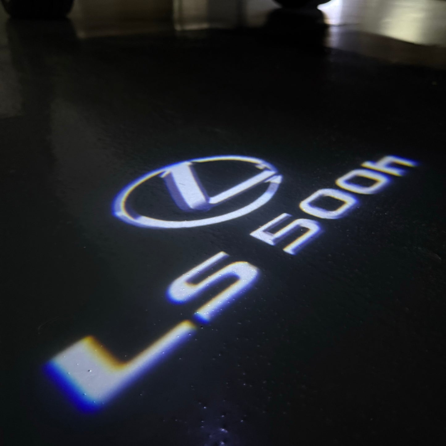 LEXUS LS 500h LOGO PROJECROTR LIGHTS (quantity 1 = 1 sets/2 door lights)Nr.01a35
