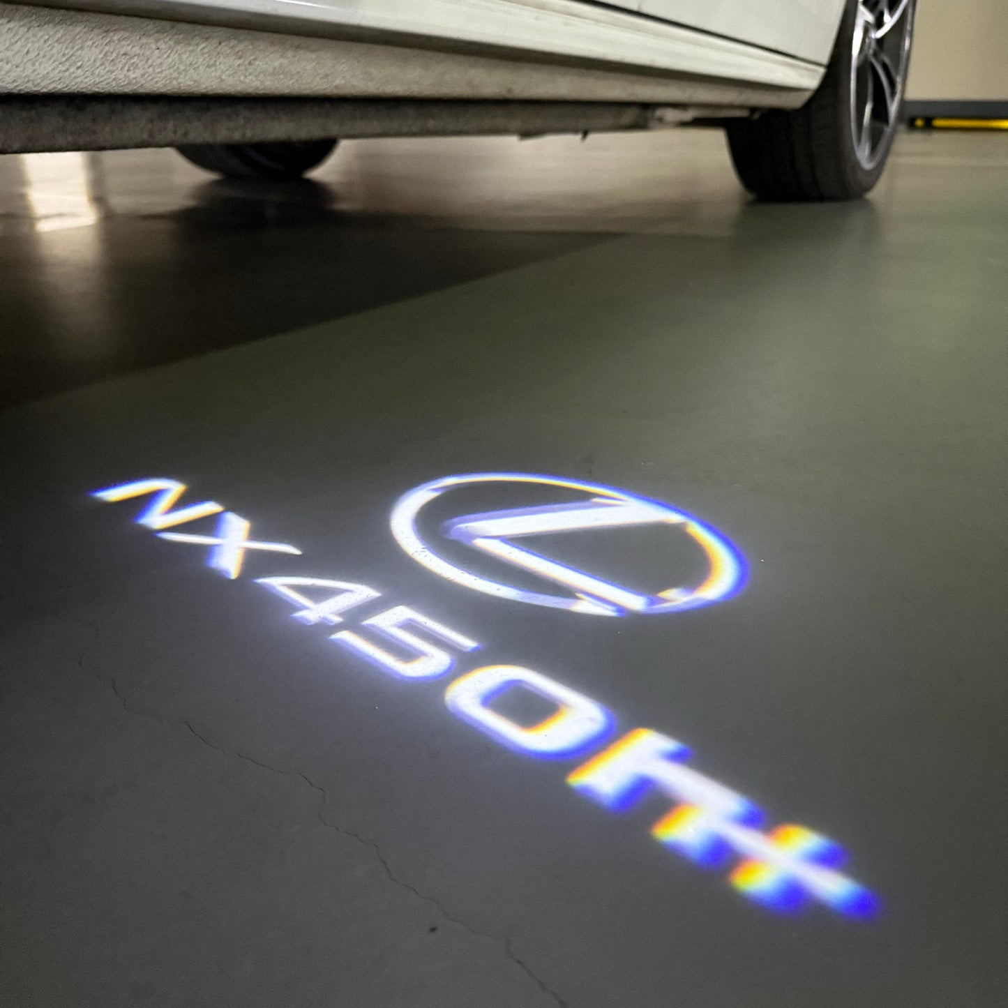 LEXUS NX 450h LOGO PROJECROTR LIGHTS (quantity 1 = 1 sets/2 door lights)Nr.01a23