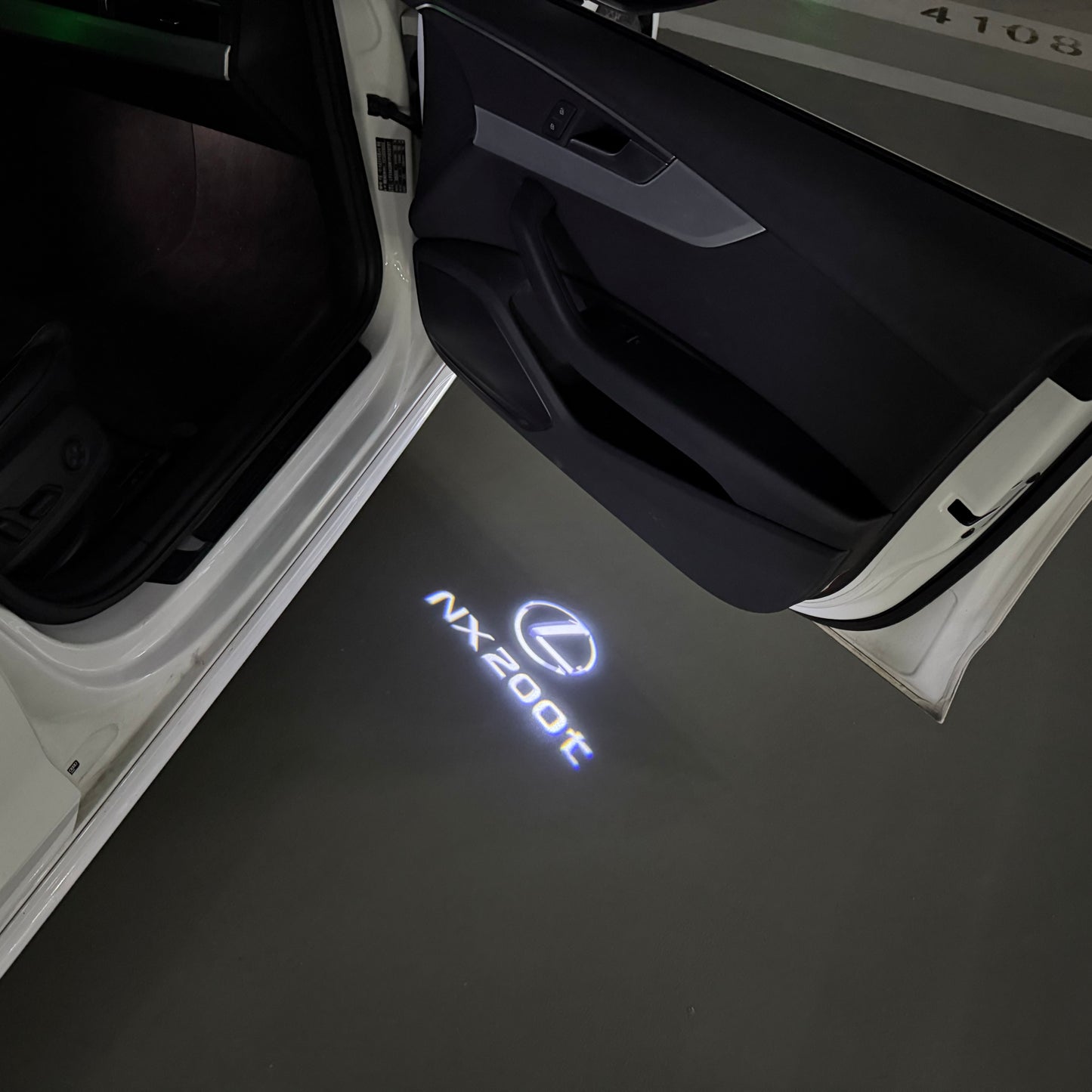 LEXUS NX 200t LOGO PROJECROTR LIGHTS (quantity 1 = 1 sets/2 door lights)Nr.01a25