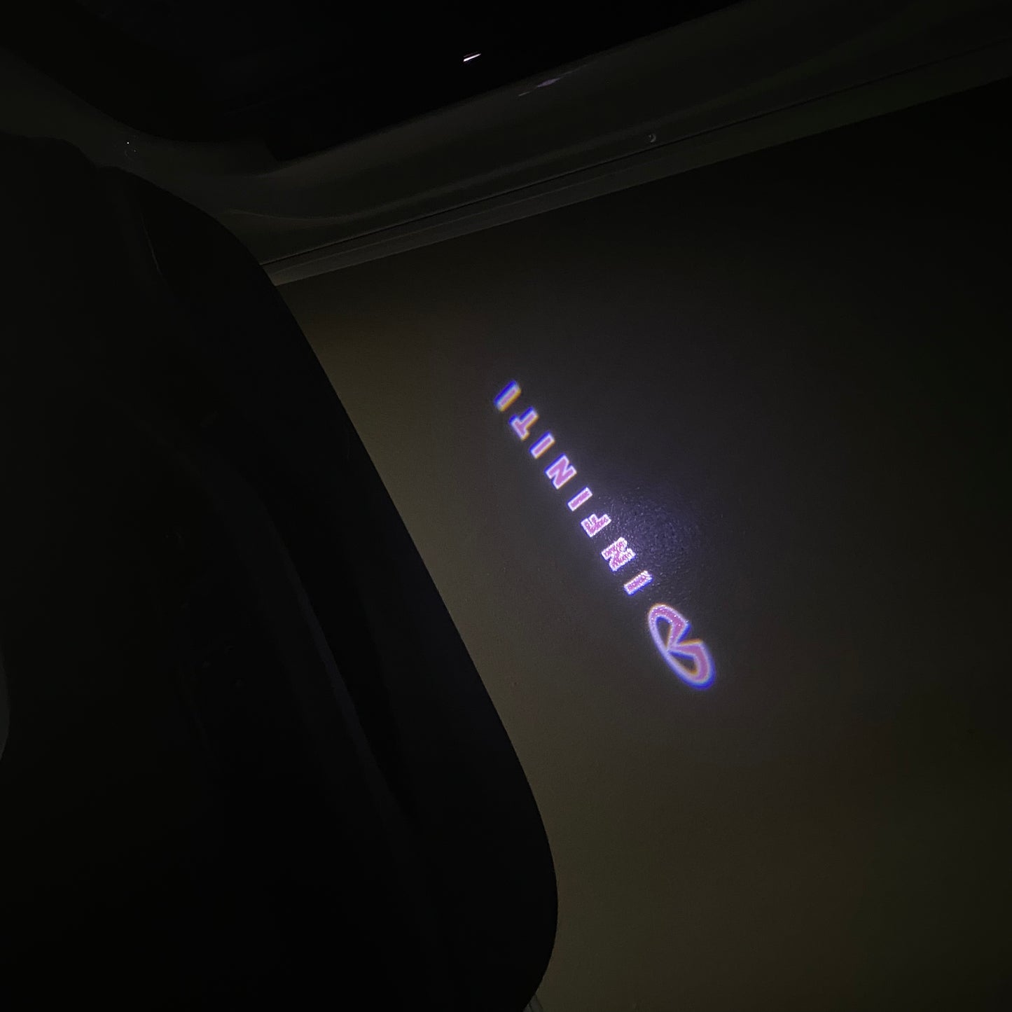 INFINITI Original LOGO PROJECROTR LIGHTS Nr.13 (quantity 1 = 1 sets/2 door lights)