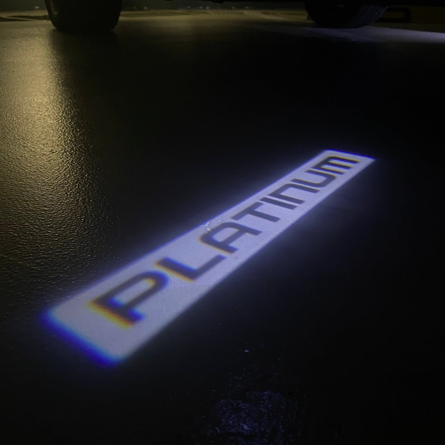 INFINITI PLATINUM LOGO PROJECROTR LIGHTS Nr.94 (quantity 1 = 1 sets/2 door lights)