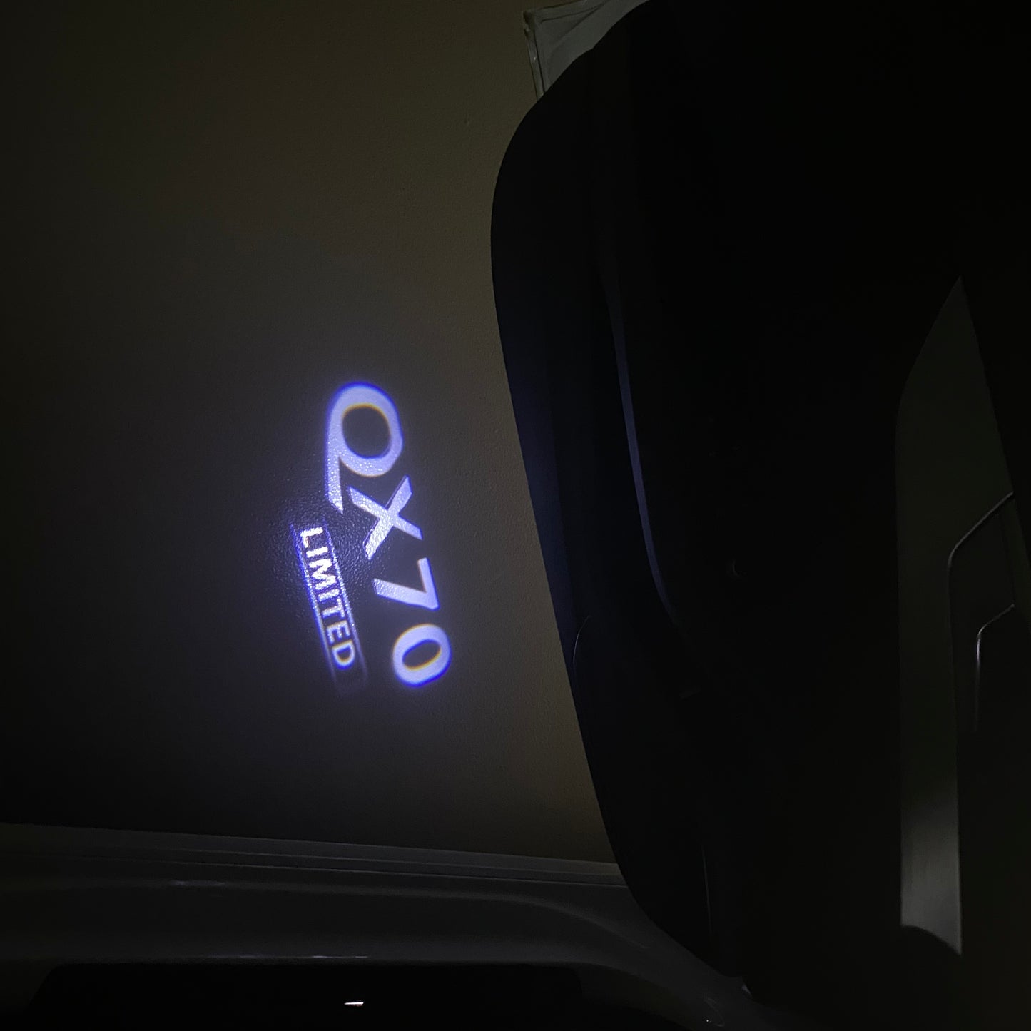 INFINITI QX70 LOGO PROJECROTR LIGHTS Nr.72 (quantity 1 = 1 sets/2 door lights)
