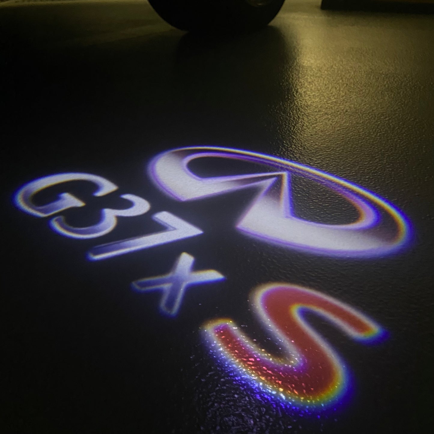INFINITI G37xS LOGO PROJECROTR LIGHTS Nr.34 (quantity 1 = 1 sets/2 door lights)