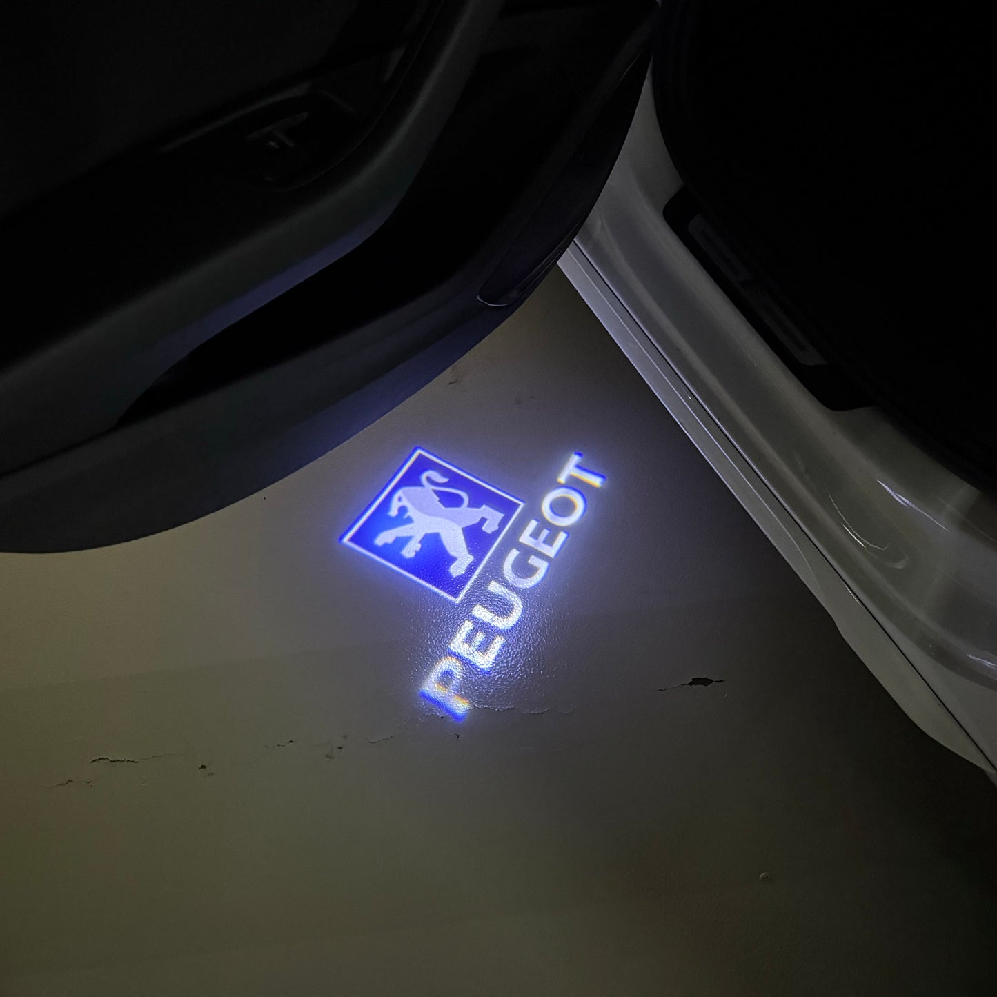 PEUGEOT ORIGINAL LOGO PROJECTOT LIGHTS (quantity 1 = 1 sets/2 door lights) Nr.6024q68