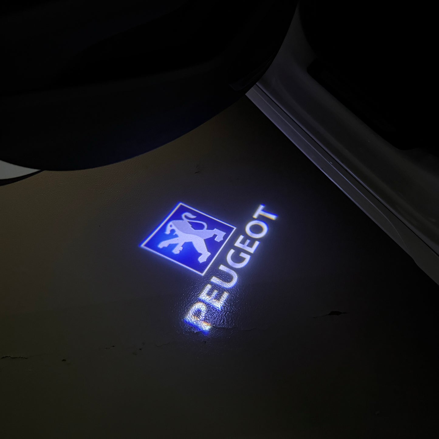 PEUGEOT ORIGINAL LOGO PROJECTOT LIGHTS (quantity 1 = 1 sets/2 door lights) Nr.6024q68
