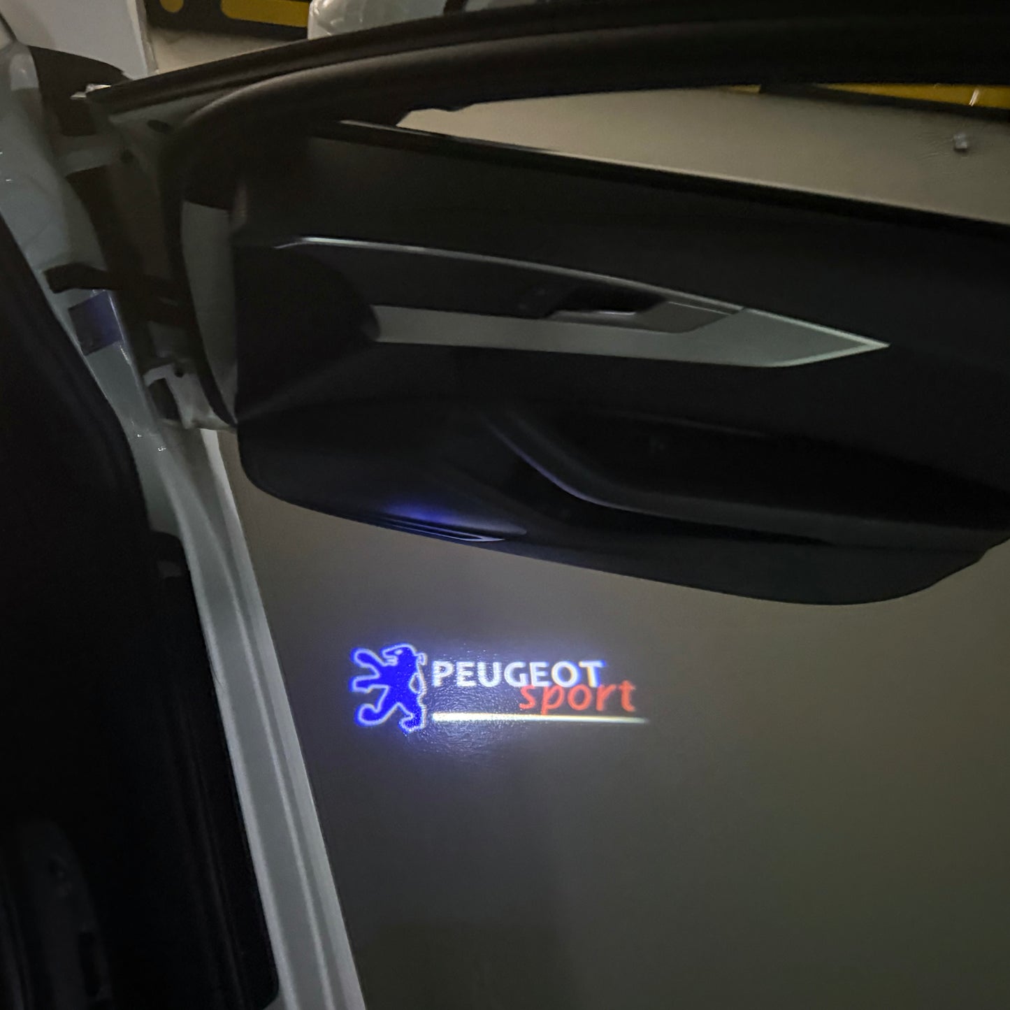 PEUGEOT SPORT LOGO PROJECTOT LIGHTS (quantity 1 = 1 sets/2 door lights) Nr.6024q77