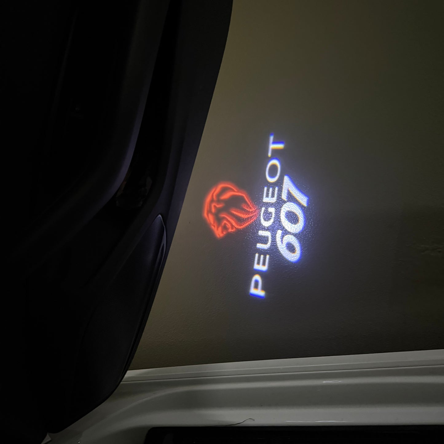 PEUGEOT 607 LOGO PROJECTOT LIGHTS (quantity 1 = 1 sets/2 door lights) Nr.6024q52