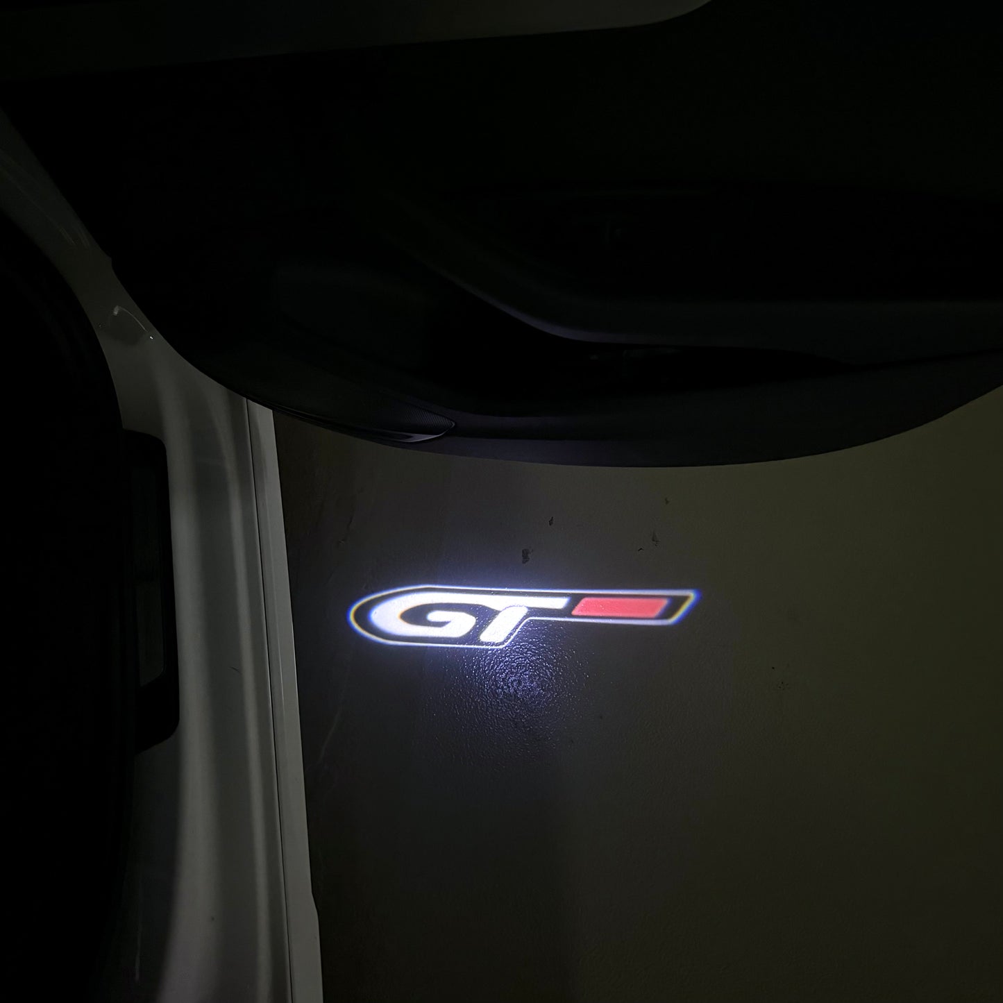 PEUGEOT GT LOGO PROJECTOT LIGHTS (quantity 1 = 1 sets/2 door lights) Nr.6024q60