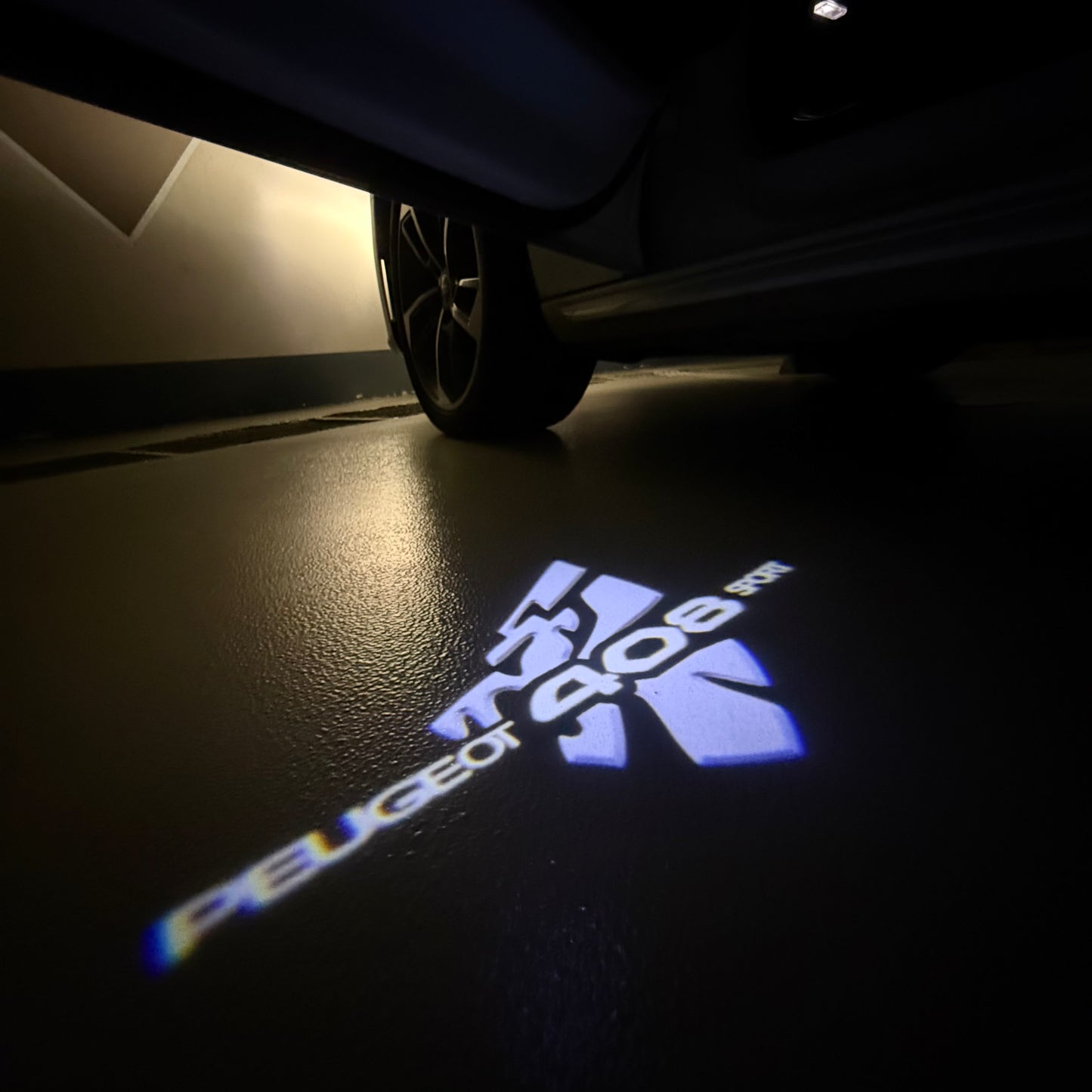 PEUGEOT 408 SPORT LOGO PROJECTOT LIGHTS (quantity 1 = 1 sets/2 door lights) Nr.6024q43