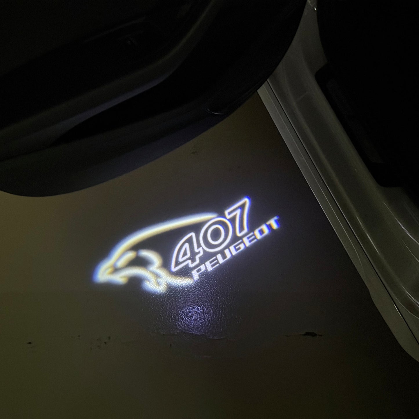 PEUGEOT 407 LOGO PROJECTOT LIGHTS (quantity 1 = 1 sets/2 door lights) Nr.6024q32