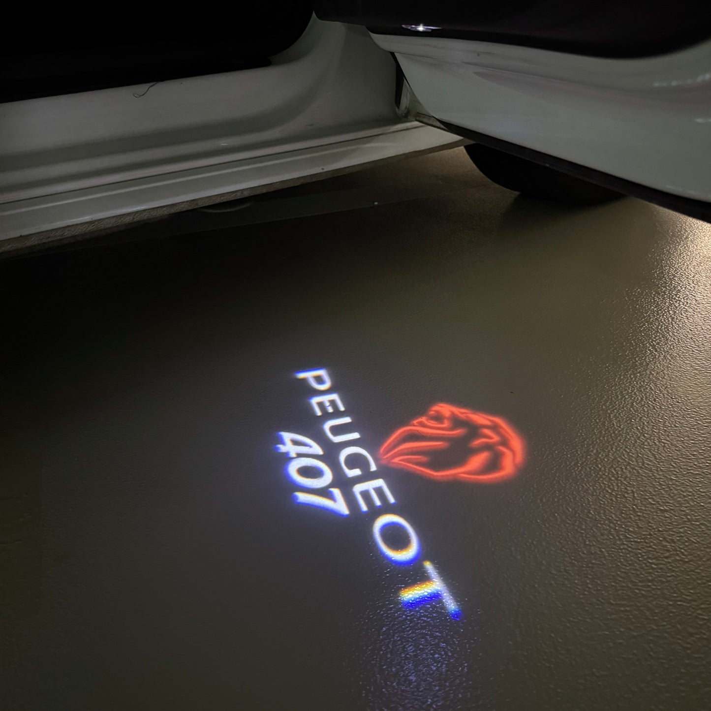 PEUGEOT 407 LOGO PROJECTOT LIGHTS (quantity 1 = 1 sets/2 door lights) Nr.6024q34
