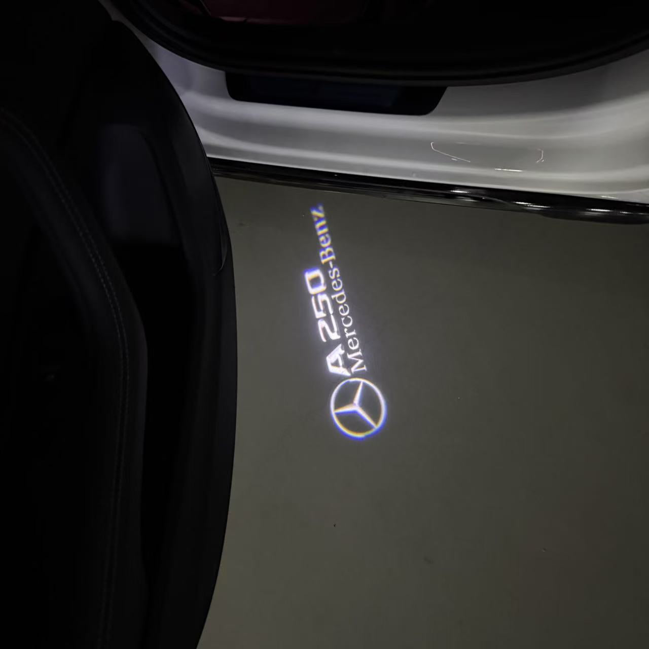 MERCEDES BENZ A250 LOGO PROJECTOR LIGHTS (quantity 1 = 1 sets/2 door lights)Nr.03f04
