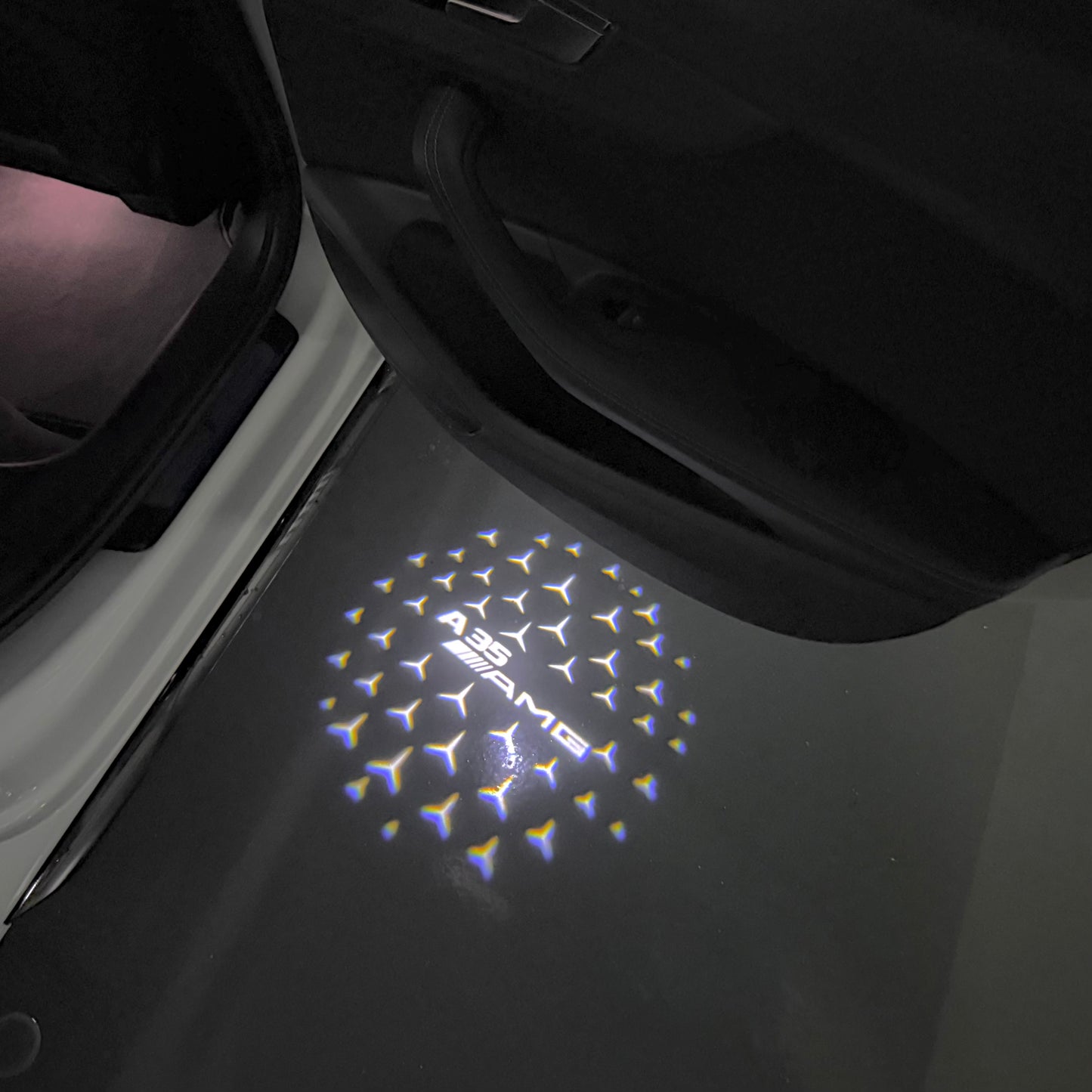 MERCEDES BENZ A35 AMG LOGO PROJECTOR LIGHTS (quantity 1 = 1 sets/2 door lights)Nr.03f023