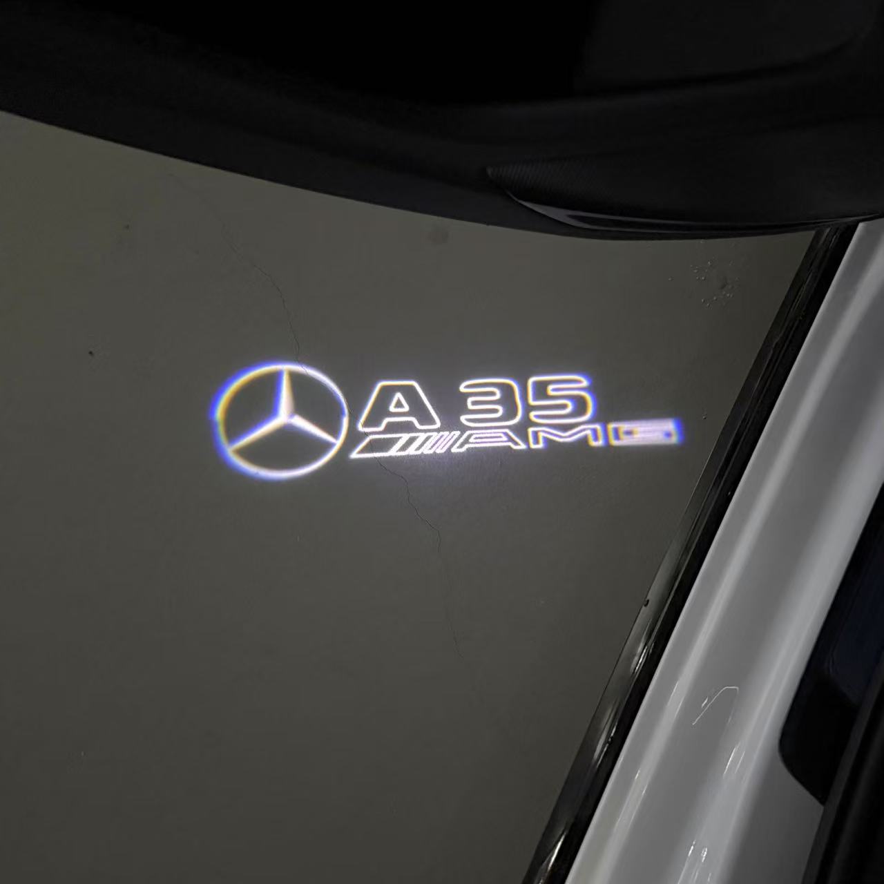 MERCEDES BENZ A35 AMG LOGO PROJECTOR LIGHTS (quantity 1 = 1 sets/2 door lights)Nr.03f022