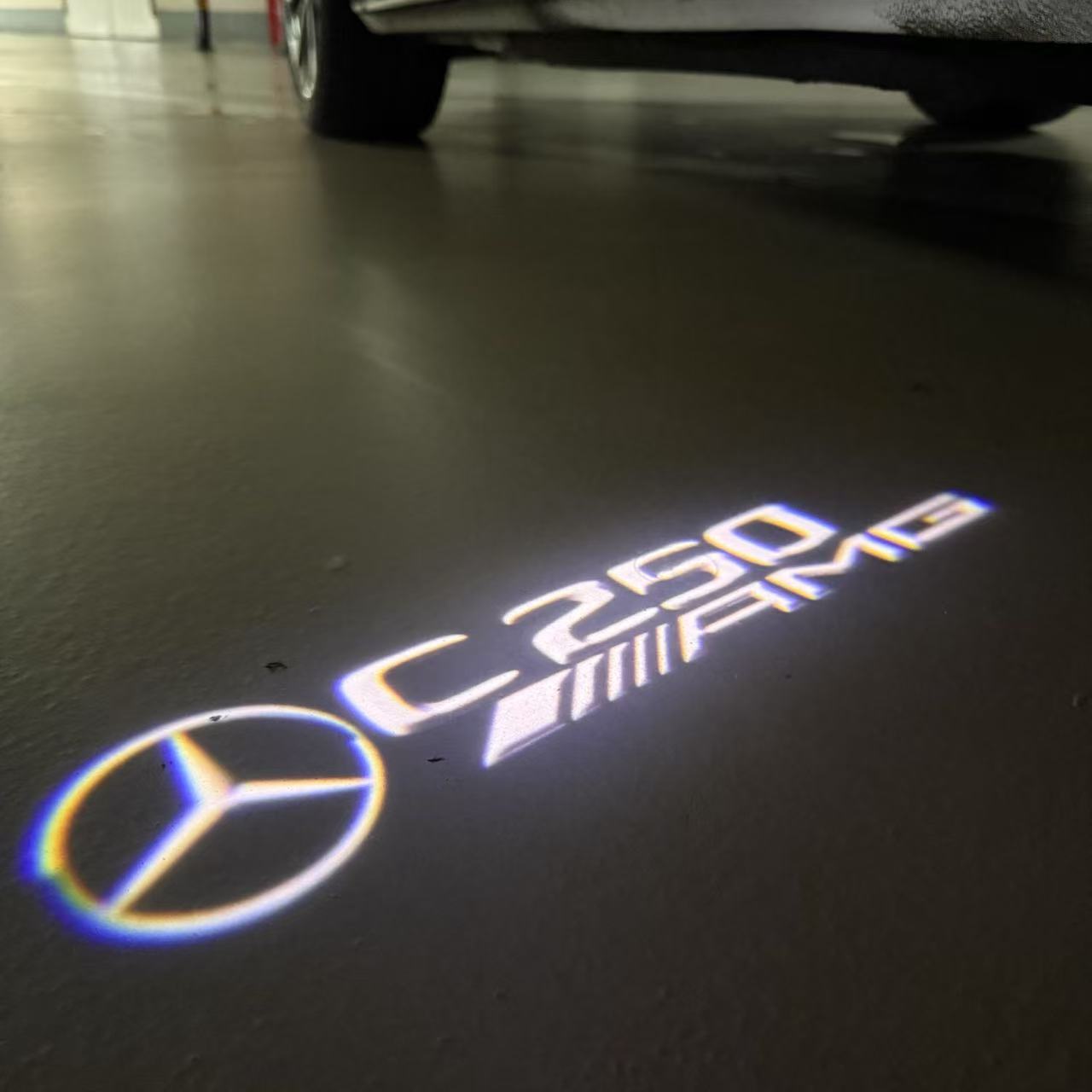 MERCEDES BENZ C 250 AMG LOGO PROJECTOT LIGHTS (quantity 1 = 1 sets/2 door lights)Nr.03f029
