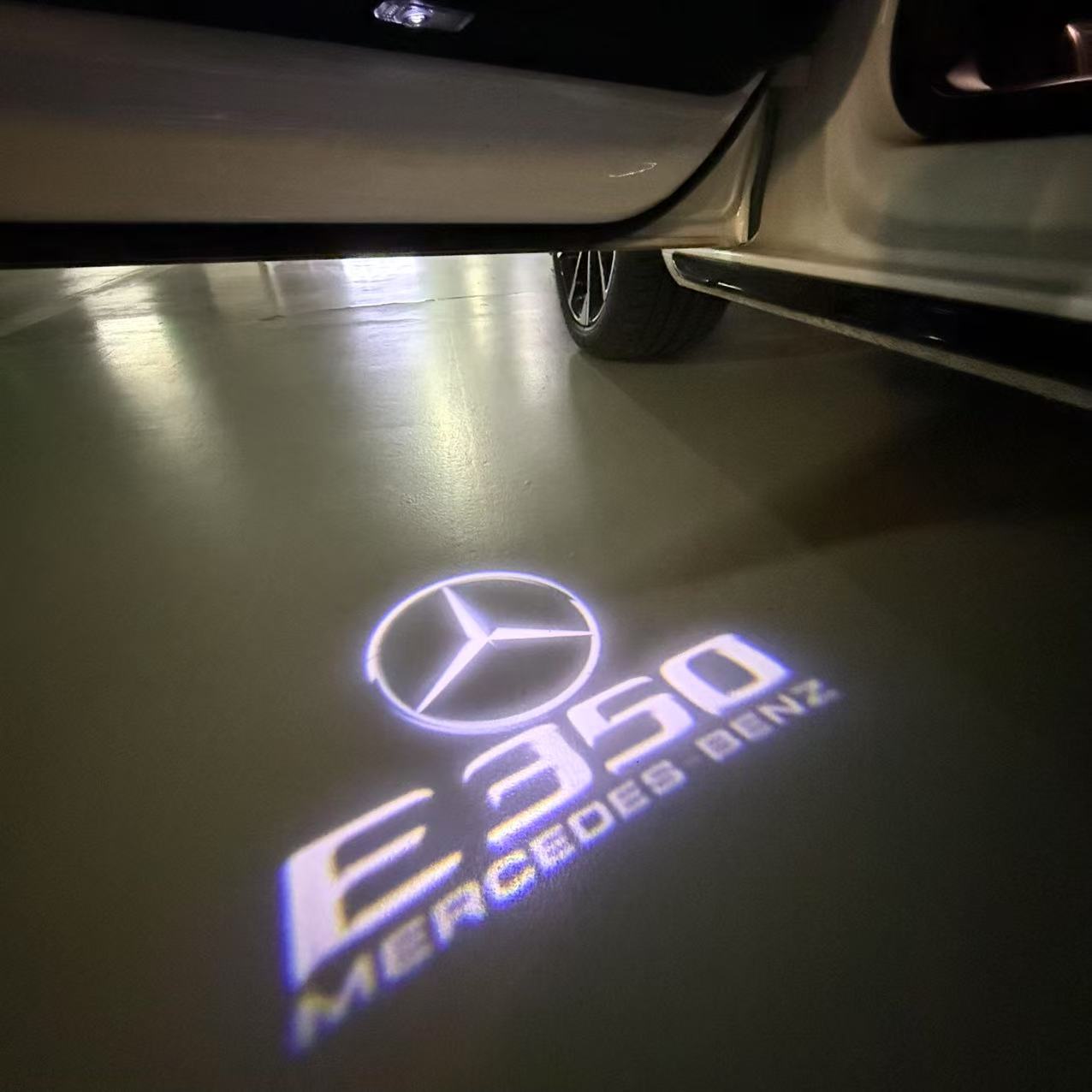 MERCEDES BENZ E 350 LOGO PROJECTOT LIGHTS (quantity 1 = 1 sets/2 door lights)Nr.03f040