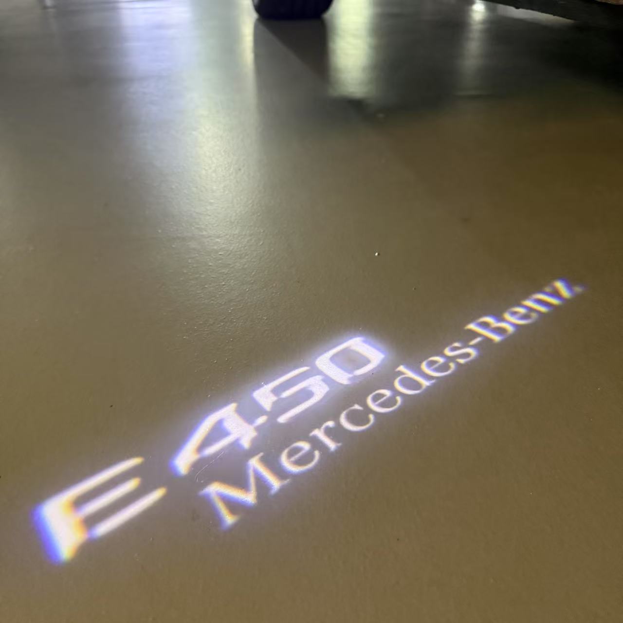 MERCEDES BENZ E 450 LOGO PROJECTOT LIGHTS (quantity 1 = 1 sets/2 door lights)Nr.03f052