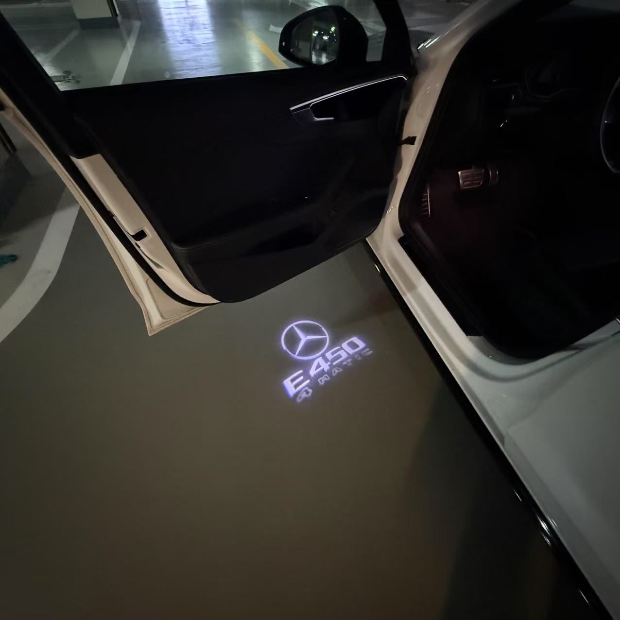 MERCEDES BENZ E 450 LOGO PROJECTOT LIGHTS (quantity 1 = 1 sets/2 door lights)Nr.03f049